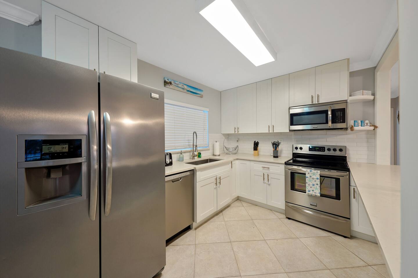 Home w/pool by PMI unit DFS