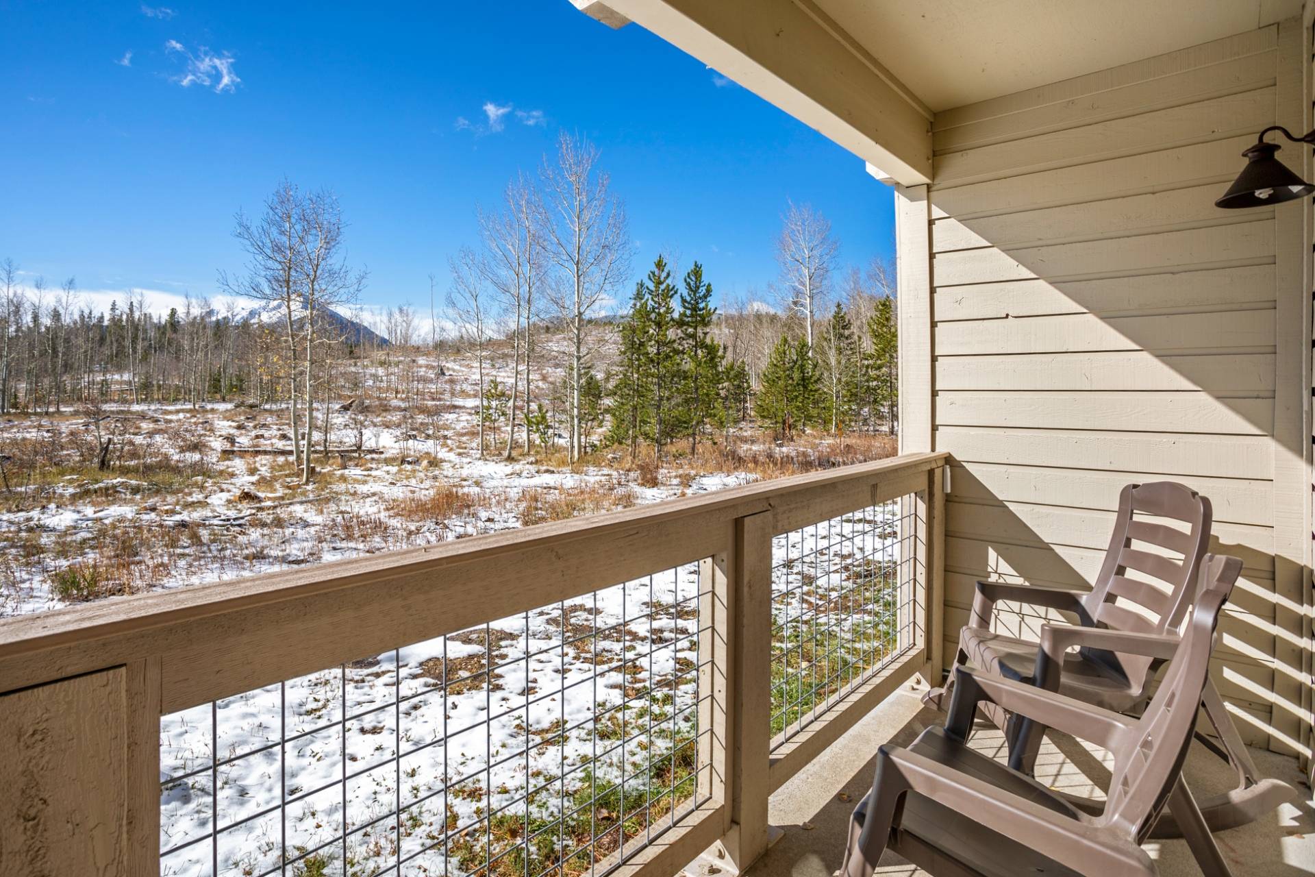 Property Image 2 - Enjoy Mountain and Trail Views from this Newly Furnished Condo and Take a Soak in the Jetted Tub!