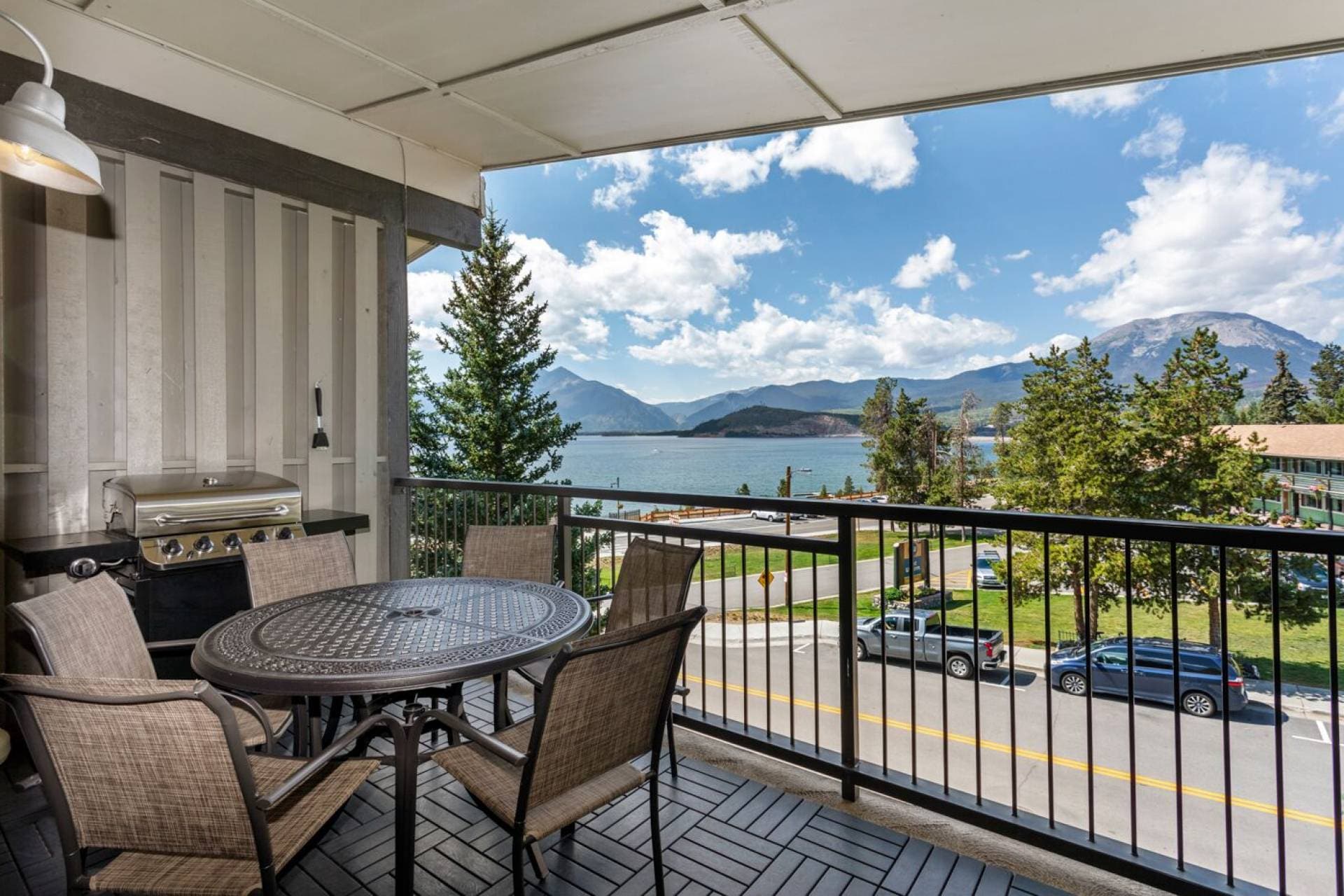 Property Image 1 - Soak Up Music From the Amphitheater and Enjoy Lake and Mountain Views. Central to Major Ski Resorts.