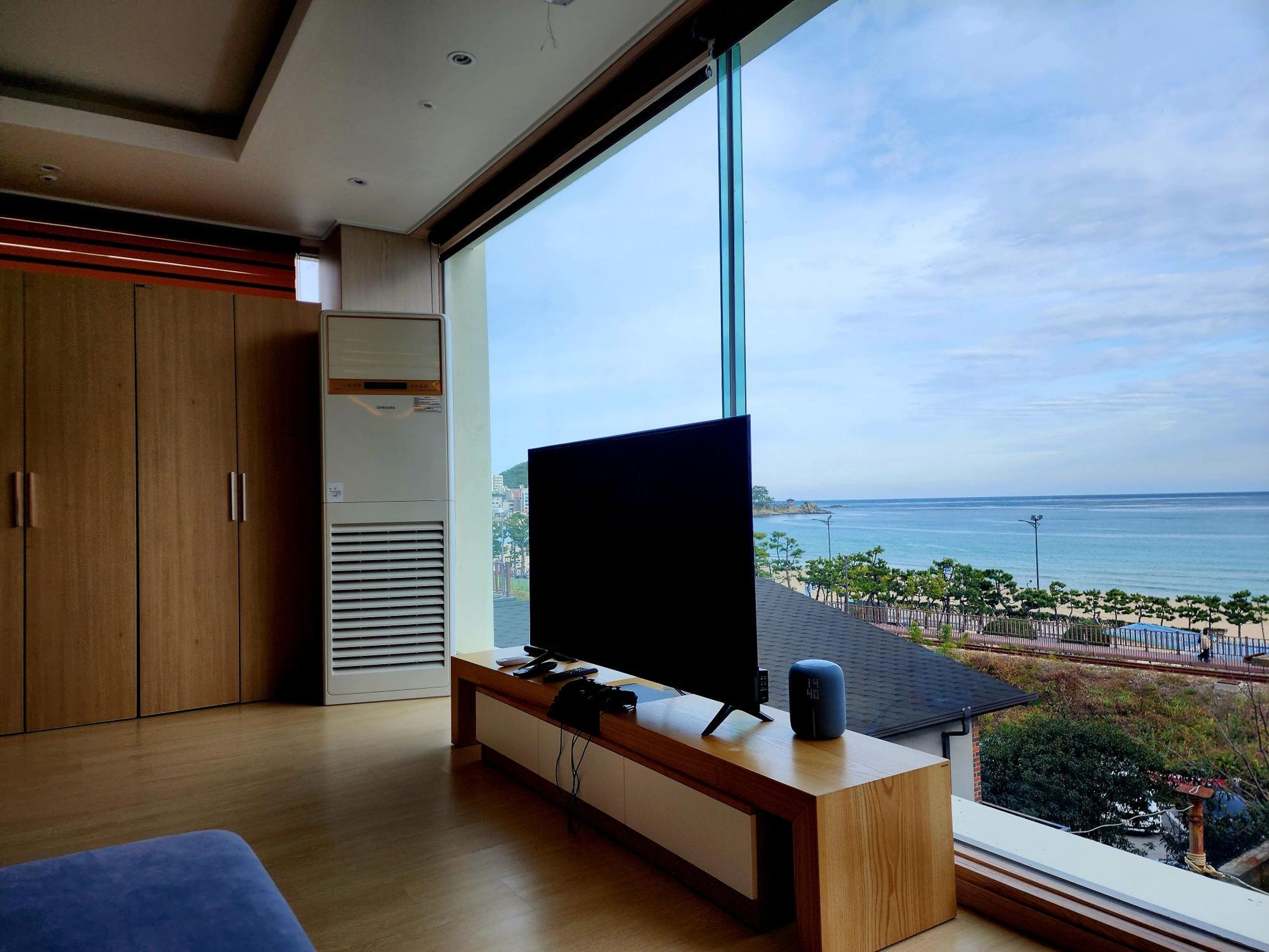 Property Image 1 - Beautiful Oceanview home 9
