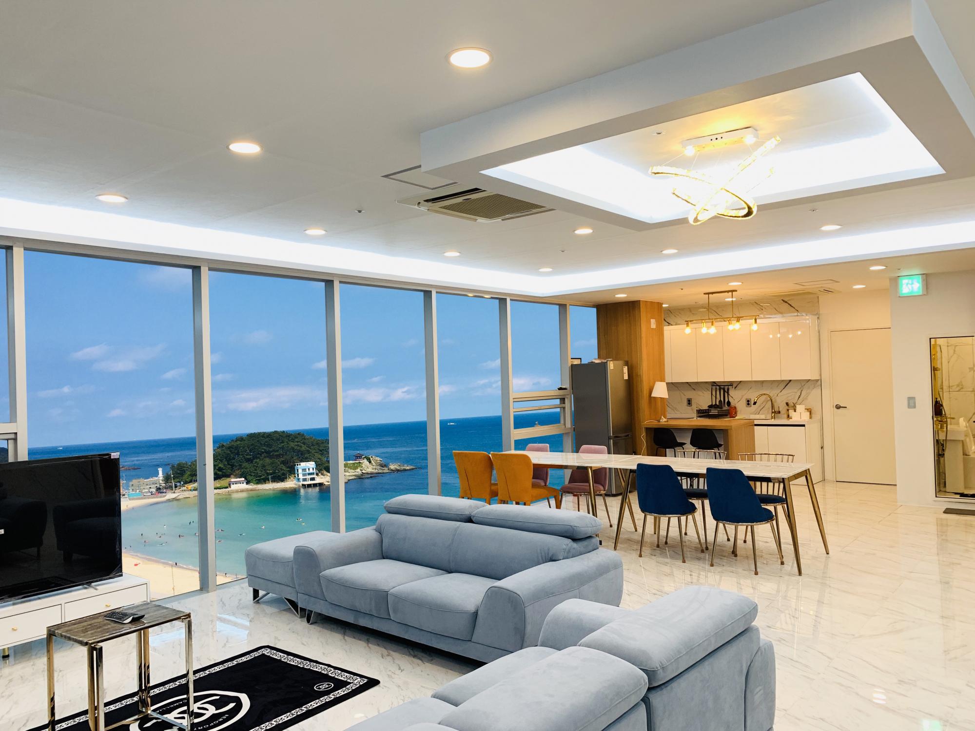 Property Image 1 - Panorama Oceanview home in Busan 2