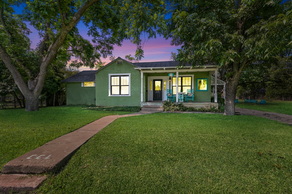 Welcome to Clover Haus!