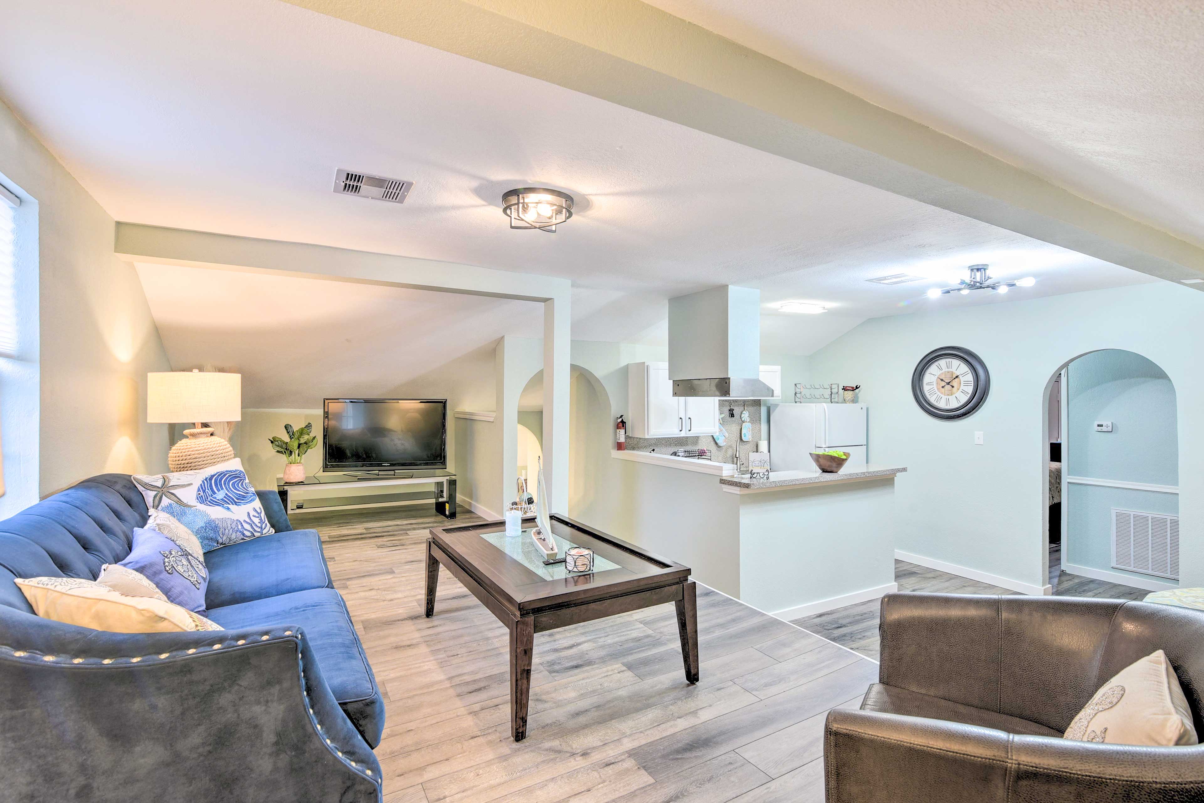 Charming Galveston Escape Centrally Located Home Rental in Galveston