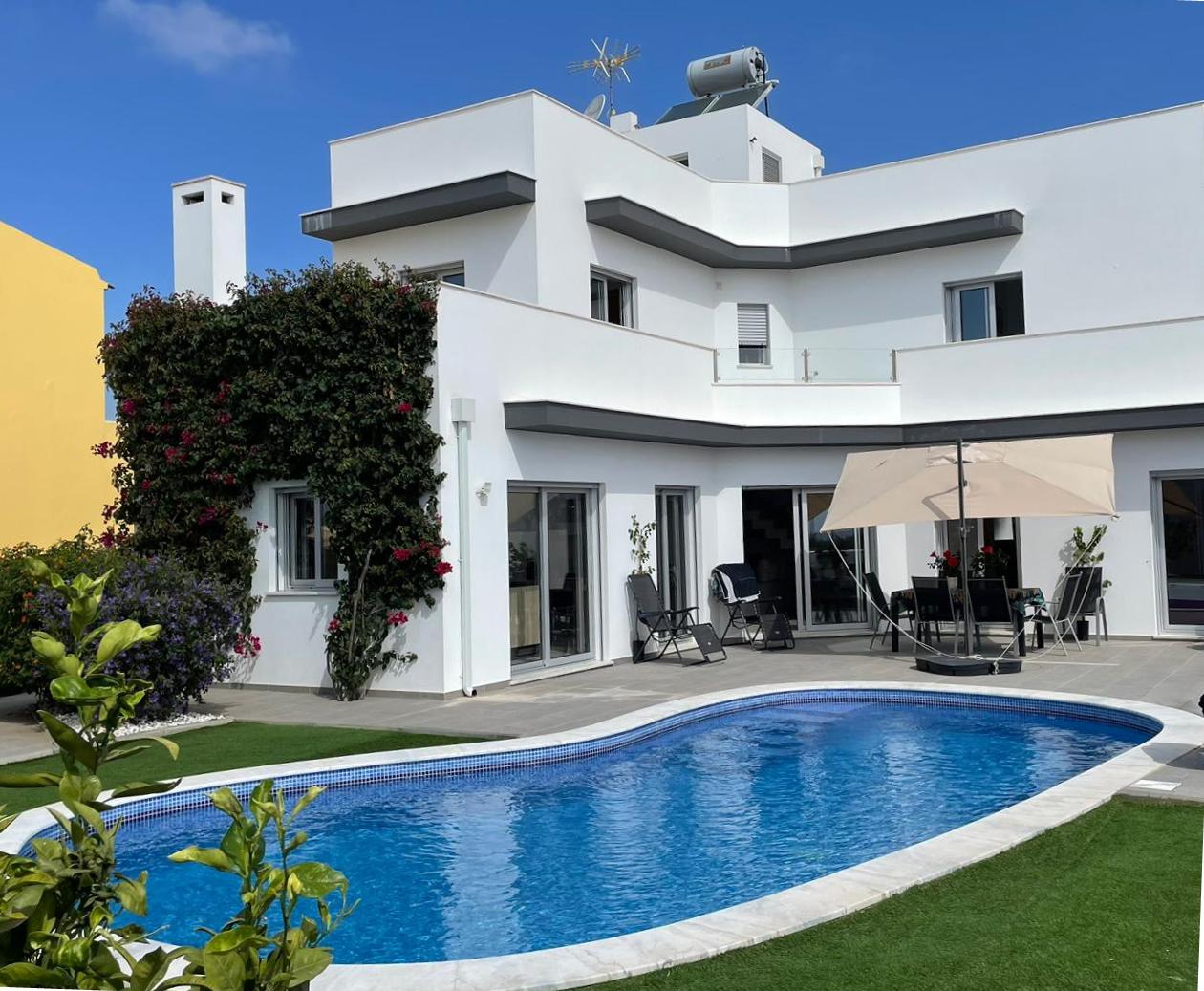 Property Image 1 - Villa Holley/Modern Villa with Private Pool & Views