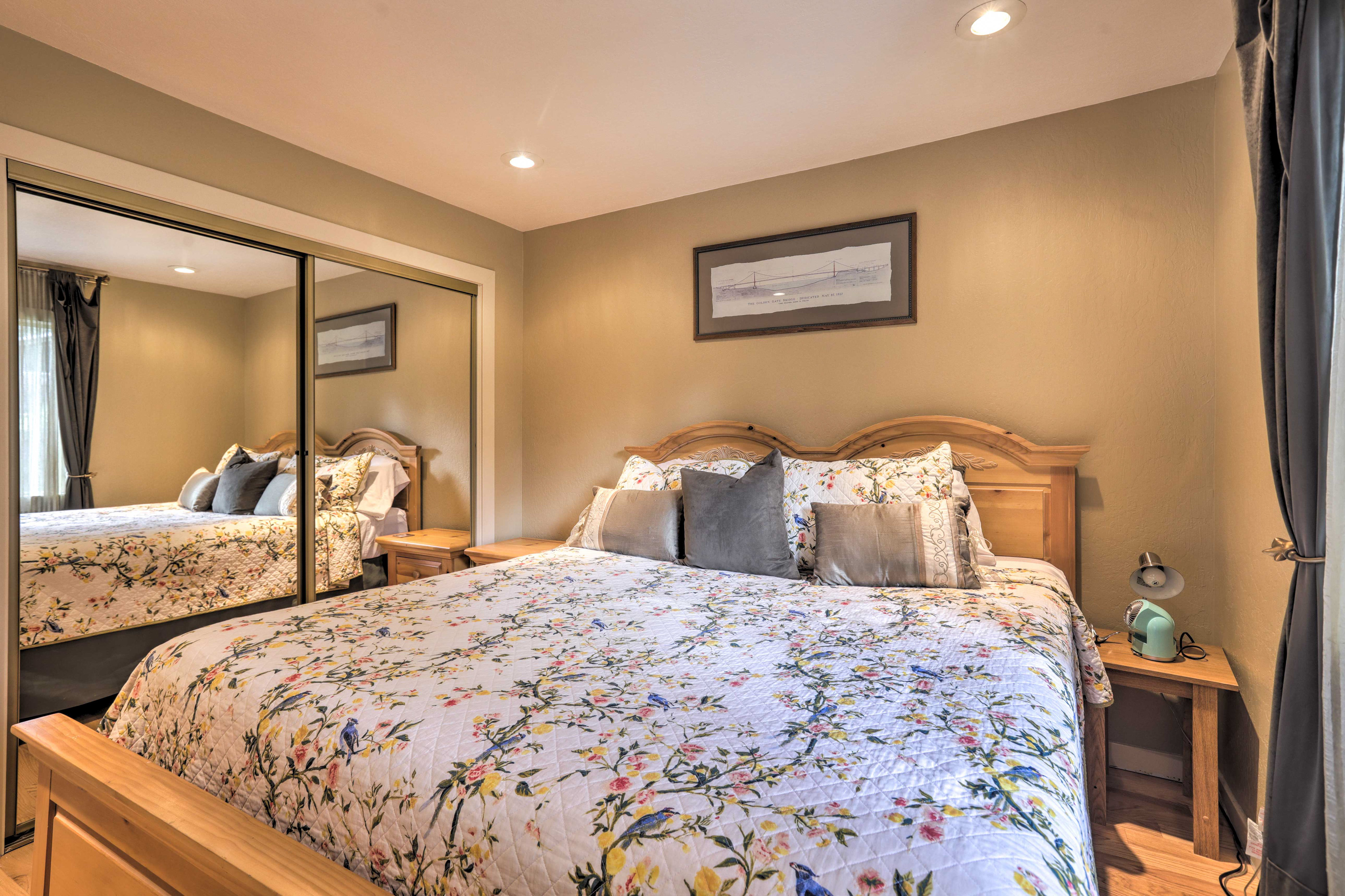 3 Mi to Skiing! Incline Village Retreat w/ Sauna