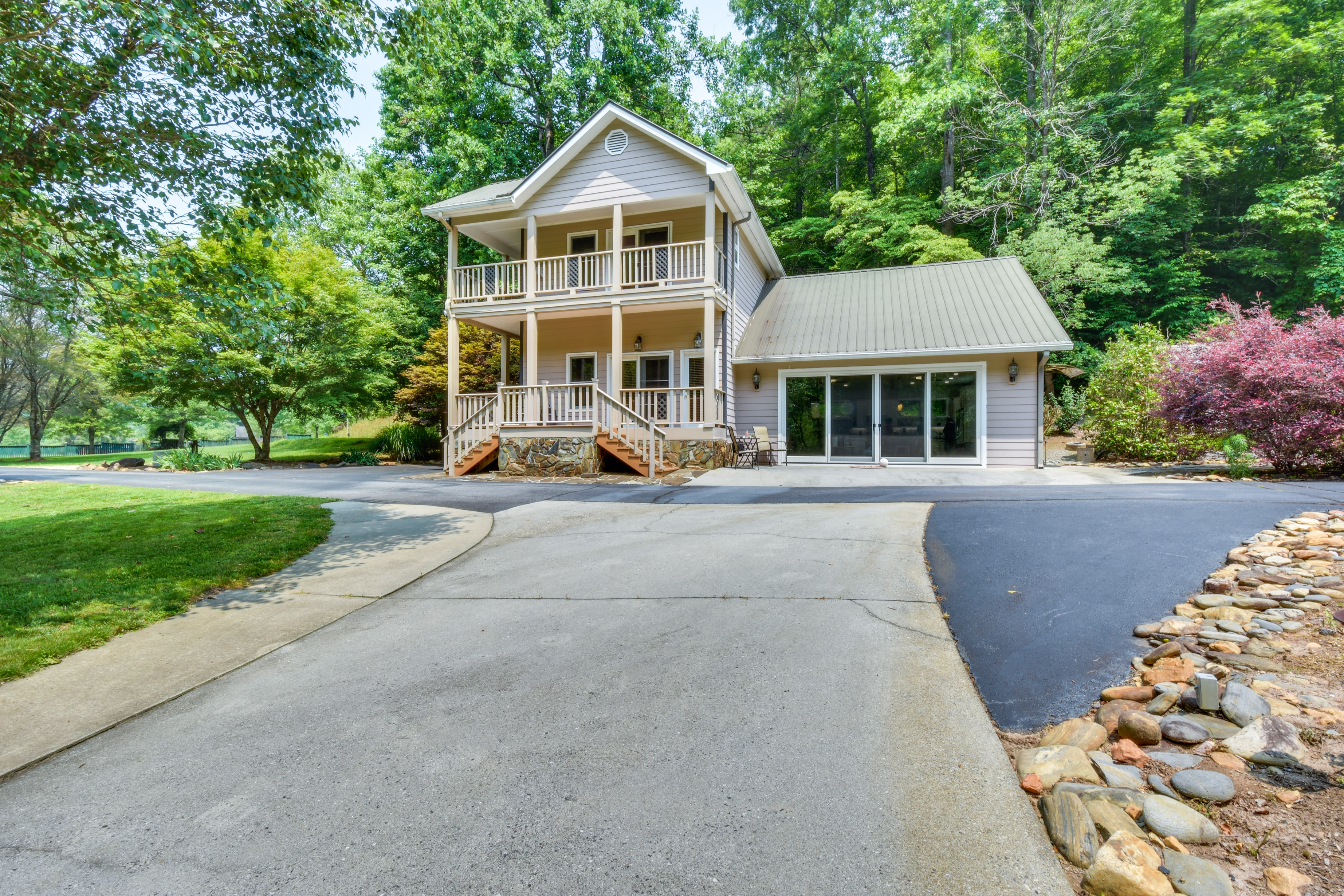 Property Image 2 - Riverfront Hayesville Retreat: Fishing & Kayaking!