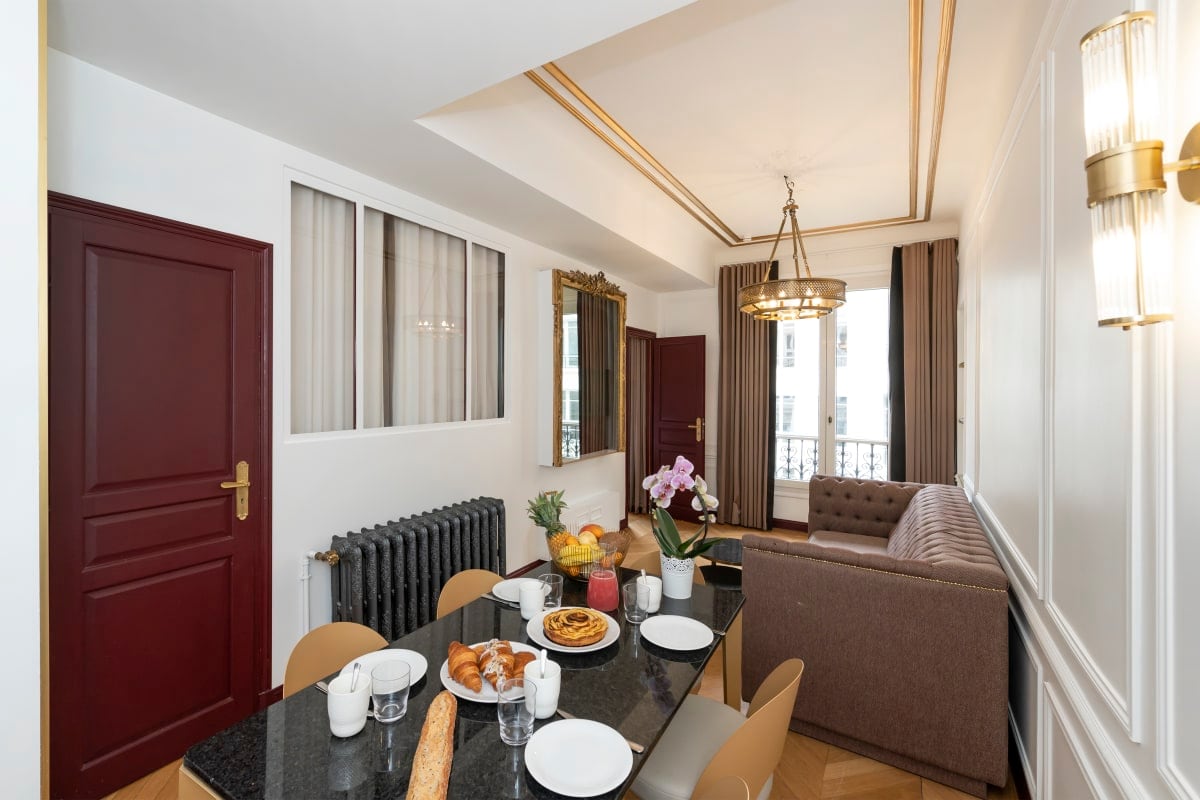 Property Image 2 - A Sweet 2-BR nest in the Champs-Elysées