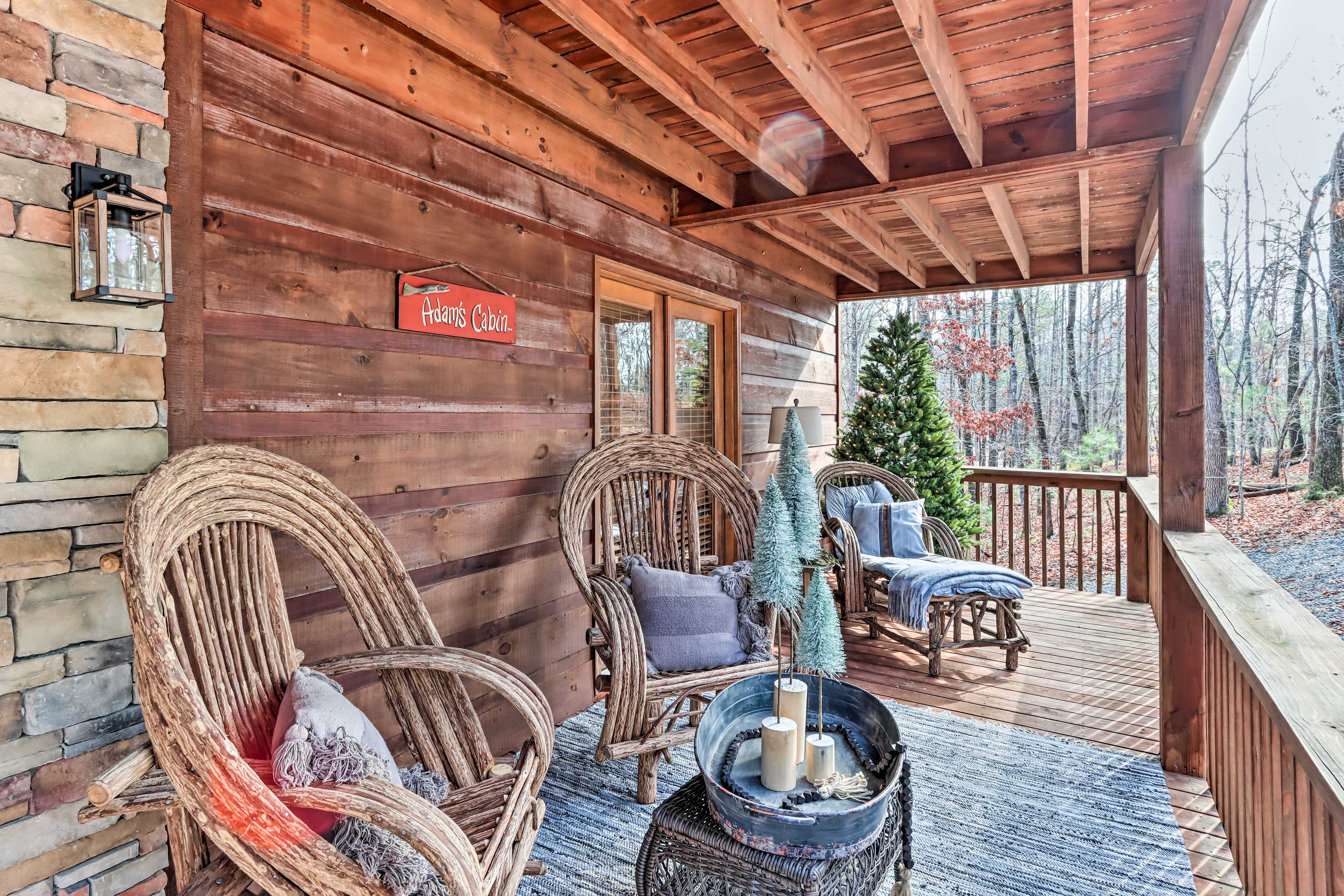 Property Image 2 - Upscale Cabin w/ Hot Tub + Fire Pit!