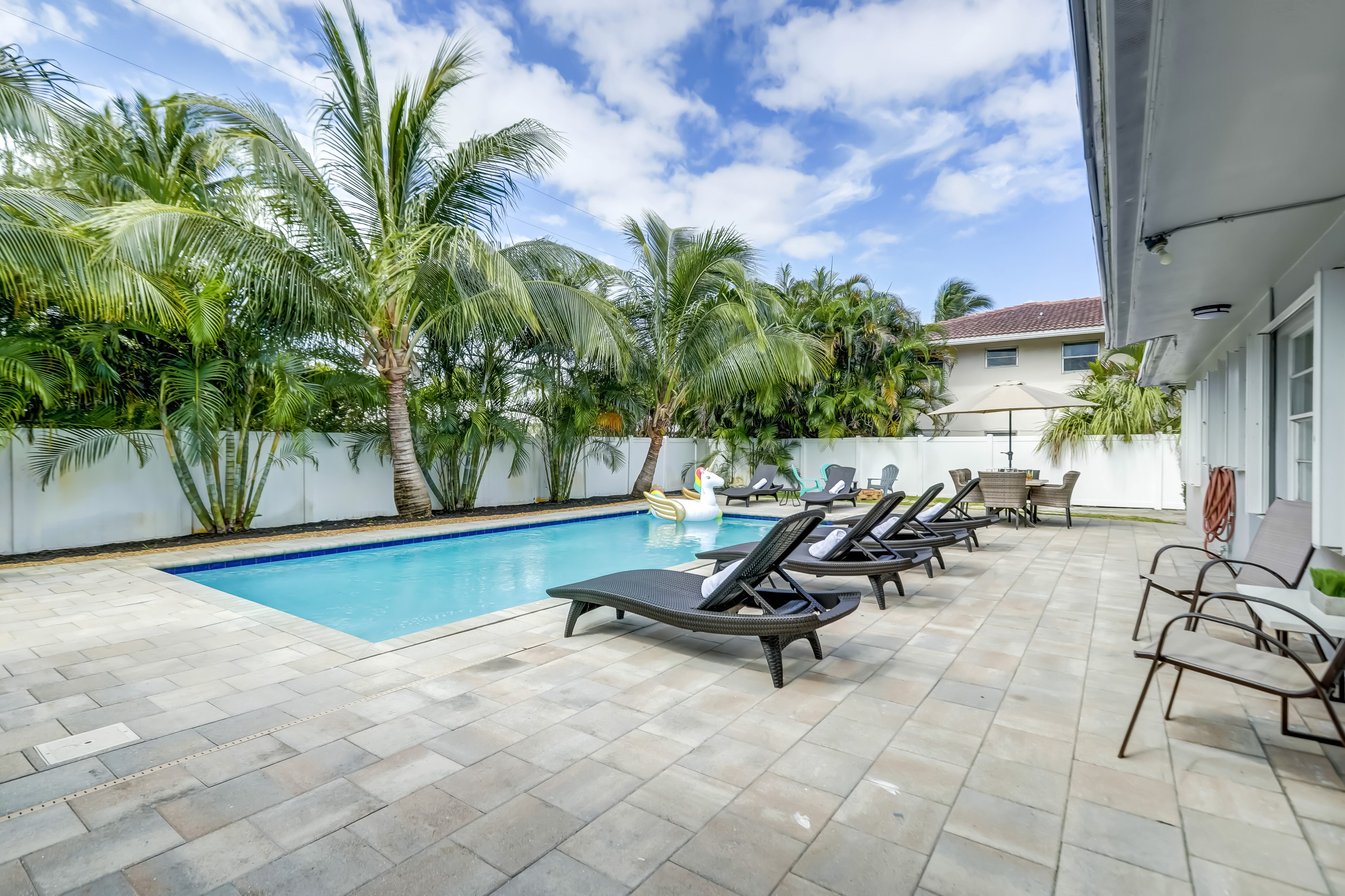 Property Image 1 - Paradise, heated pool: extra$, fire pit