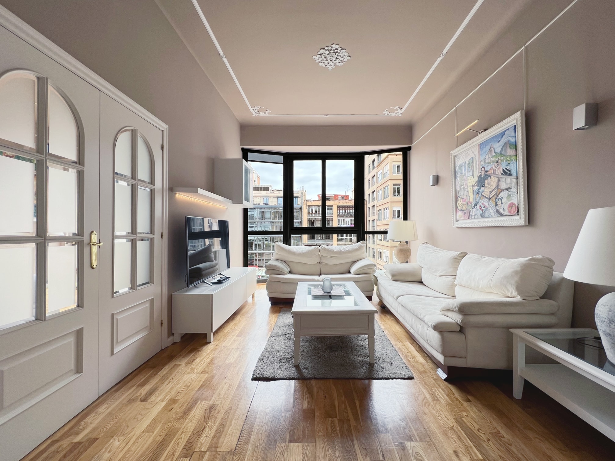 Property Image 1 - Modern Apartment in Eixample Neighbourhood