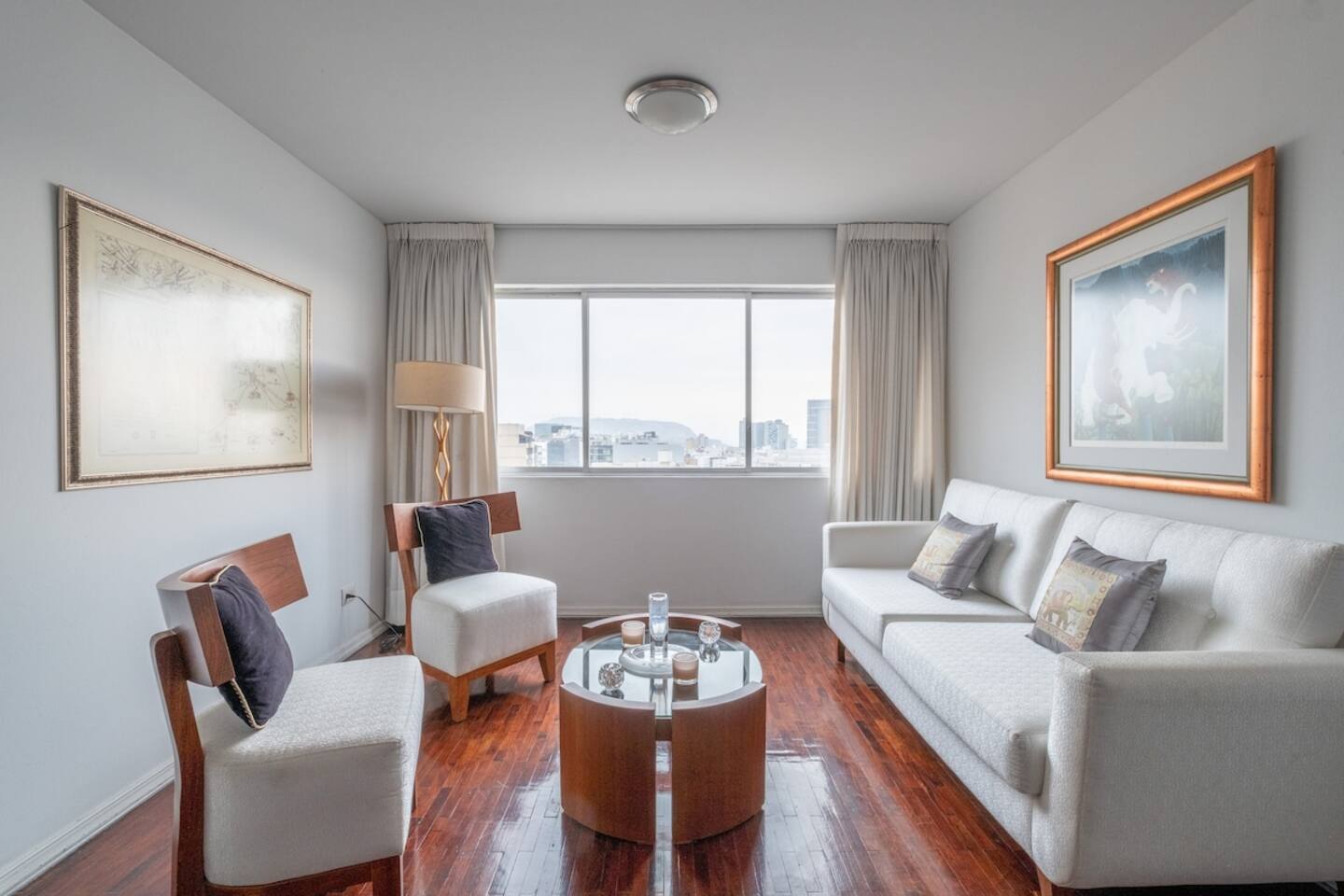 Chic 1 BR Apt w/ Parking near Kennedy Park