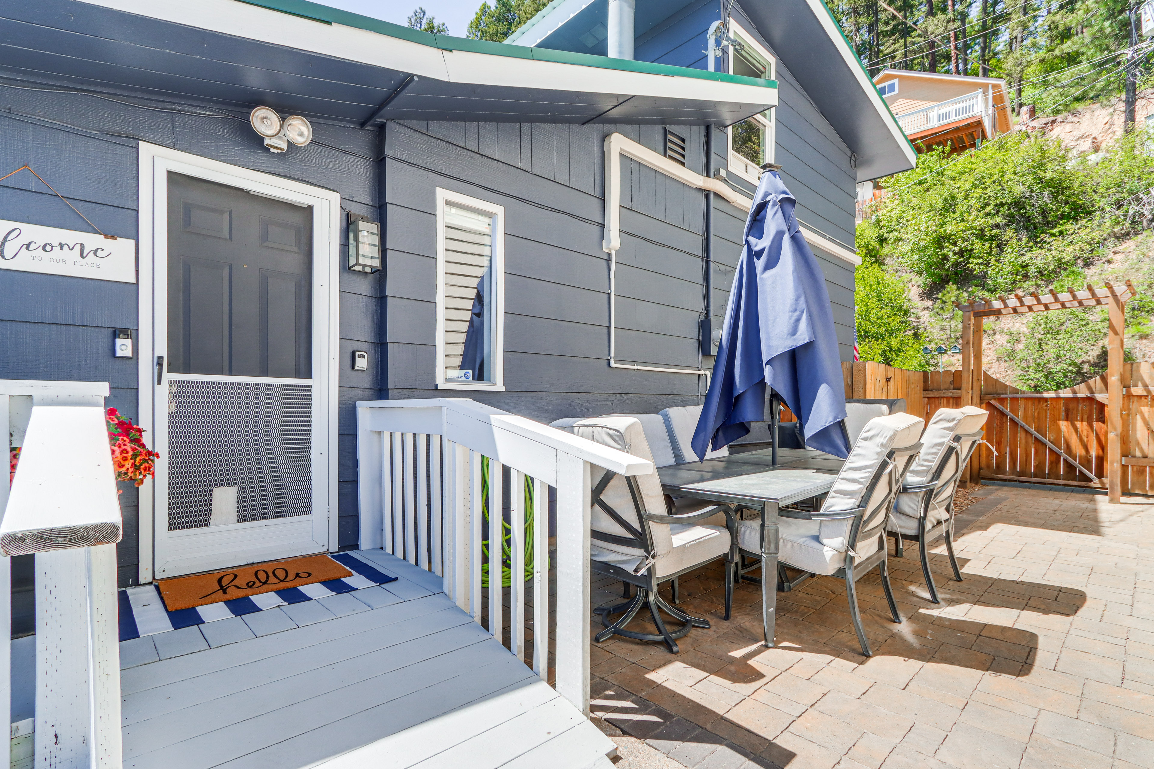 Private Hot Tub: Deer Lake Home w/ Dock Access!