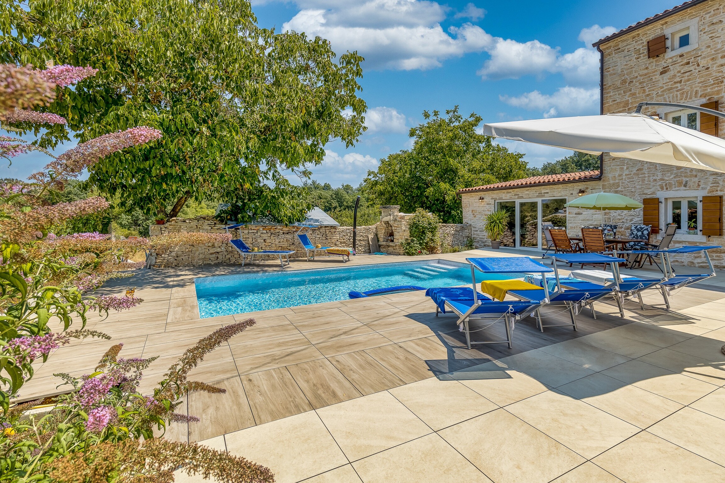Property Image 2 - Poolincluded - Villa Butterfly