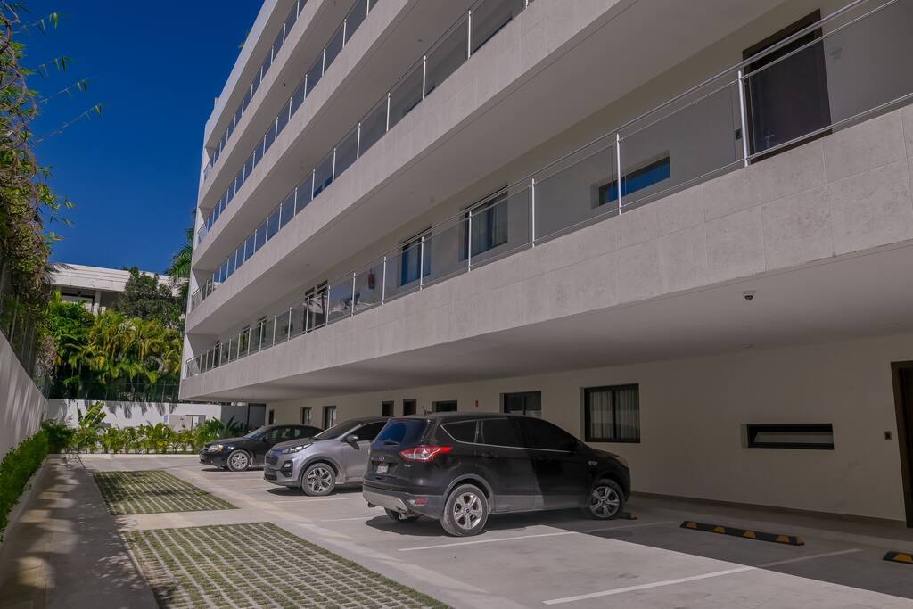 Incredibly Beautiful condo just steps to the beach