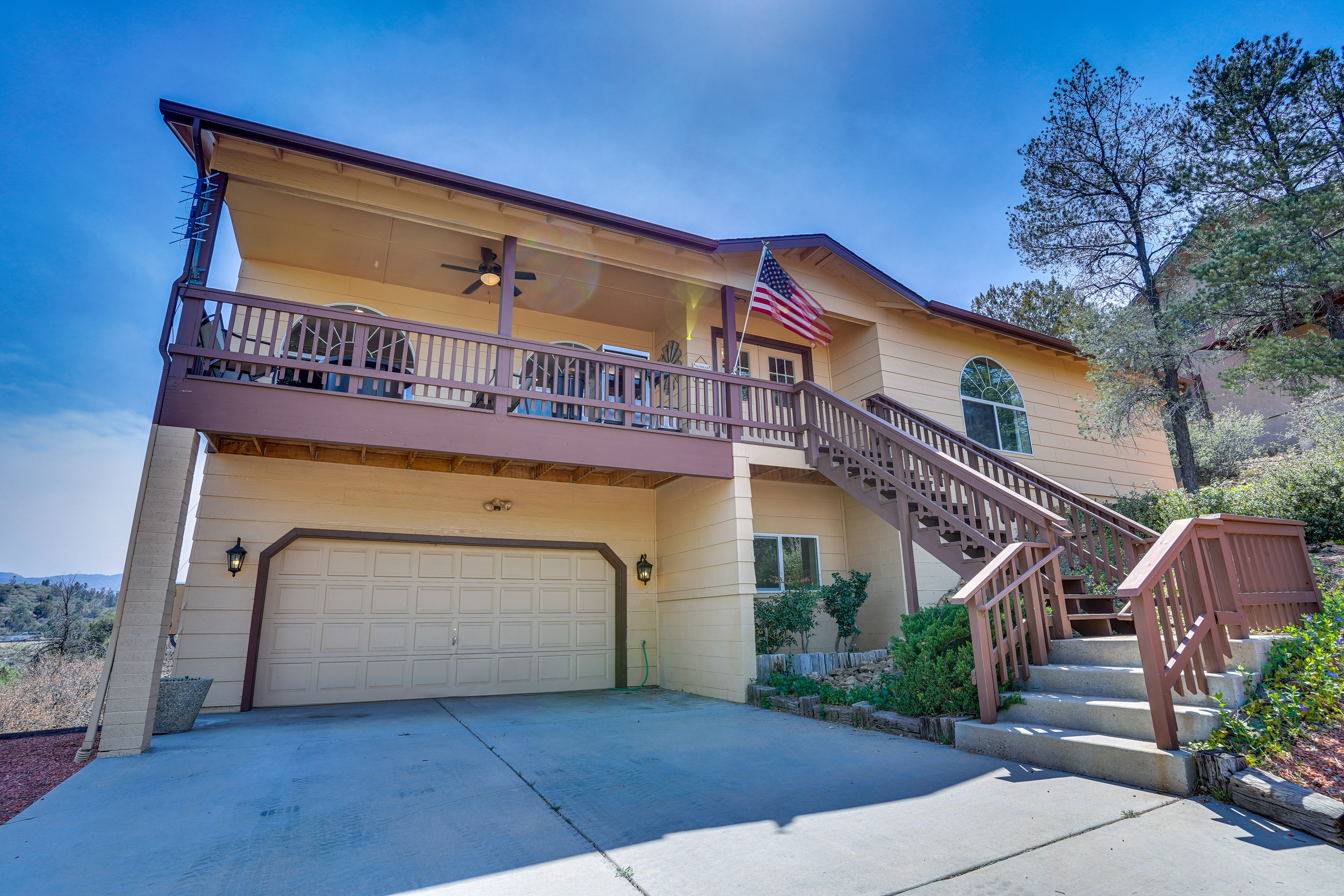 Property Image 2 - Charming Prescott Home w/ Deck & Mountain Views!