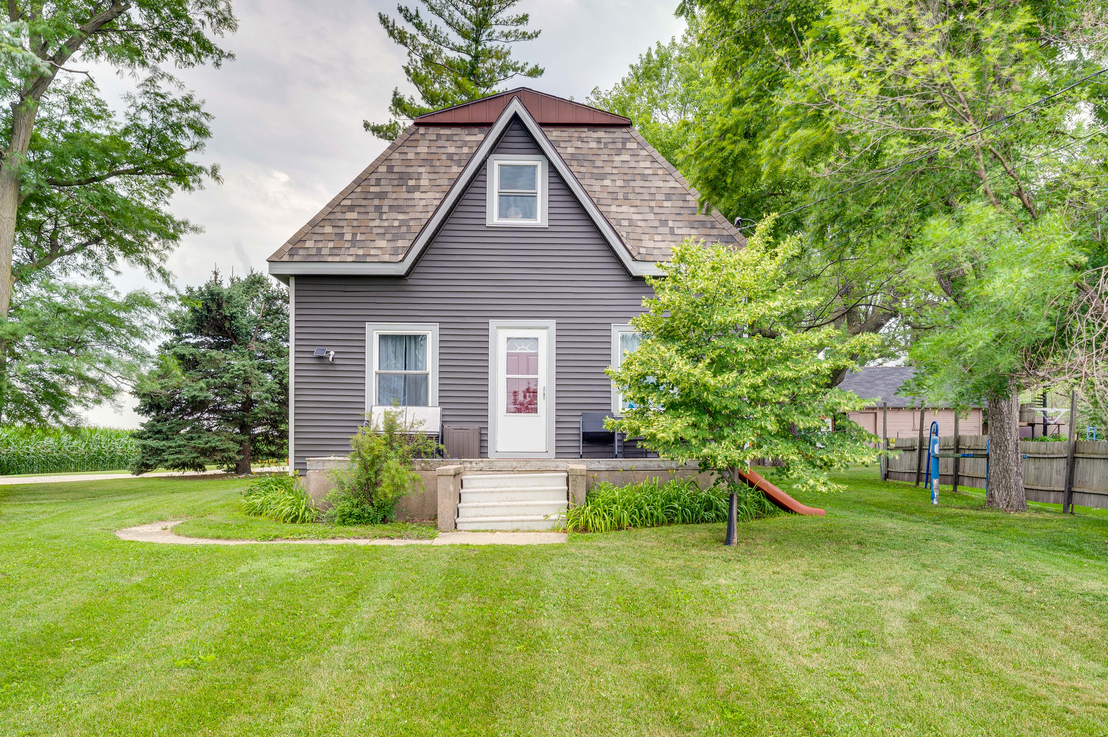 Property Image 1 - Charming Eagle Grove Farmhouse w/ Patio!