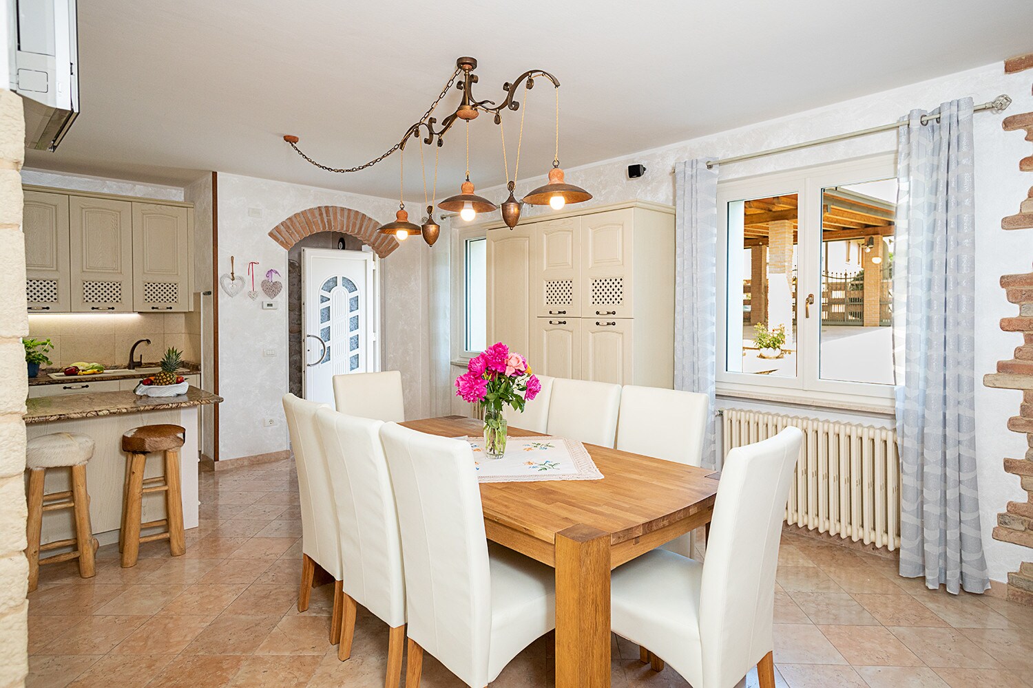 Property Image 2 - Rustico Petra country house located in Bardolino