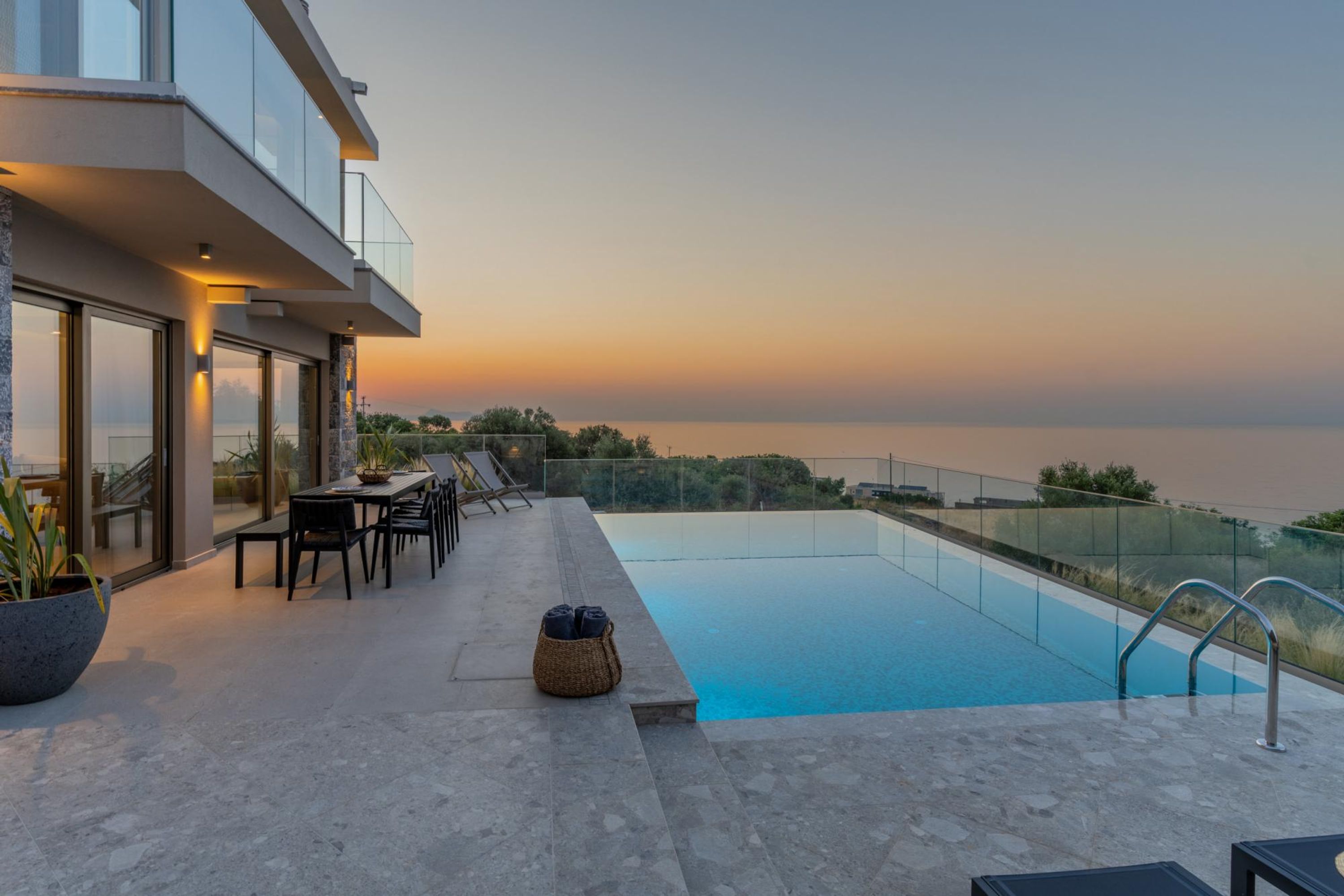 Property Image 1 - Villa Onyx - With Private Heated Pool