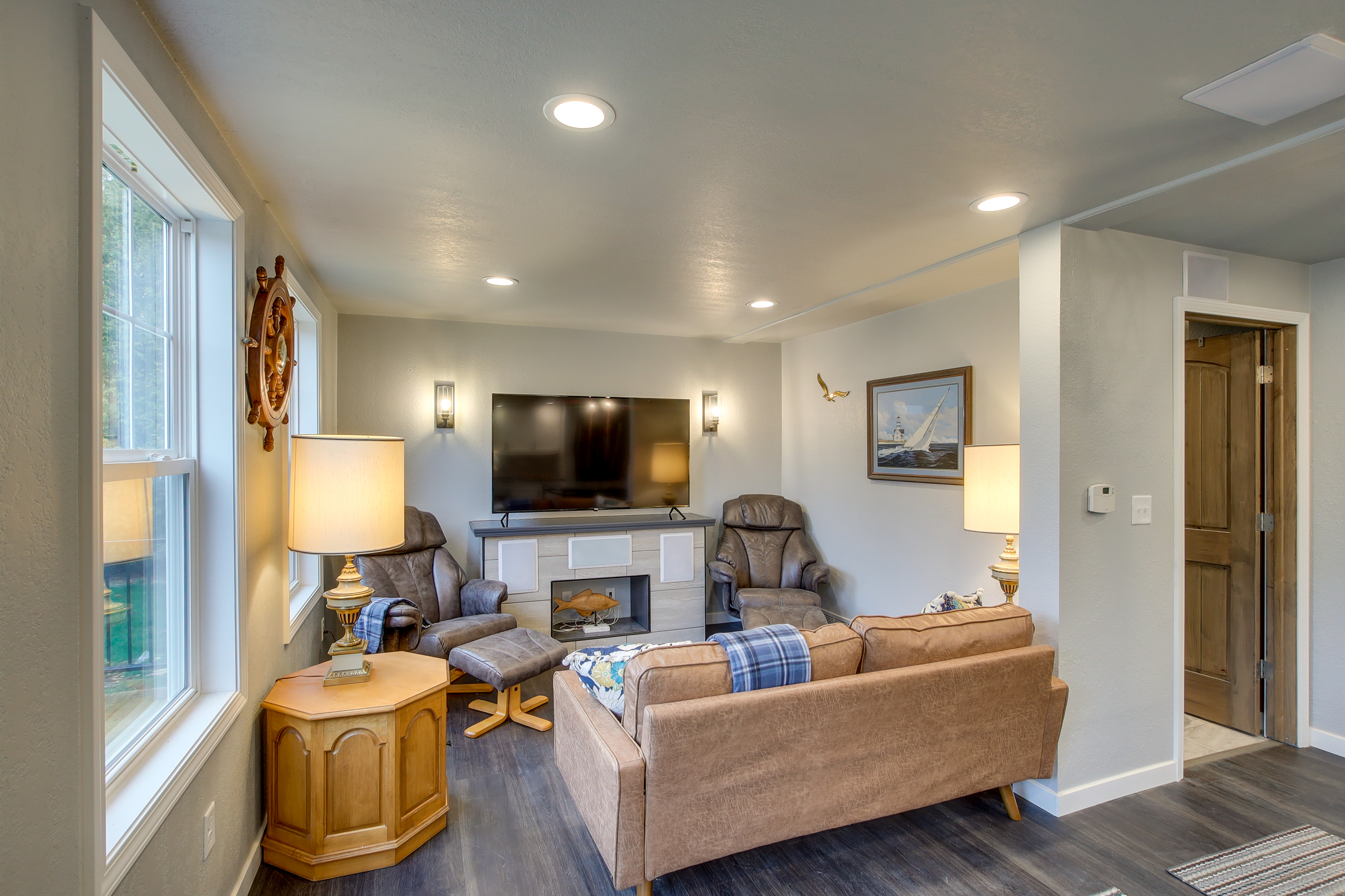 Riverfront Two Rivers Vacation Rental By Beaches Home Rental in Two