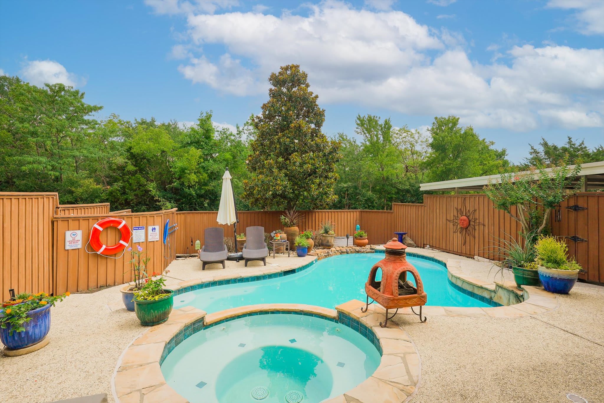 Property Image 1 - Luxurious Home w Cinema Room & Private Pool Property Image 1 - Luxurious Home w Cinema Room & Private Pool