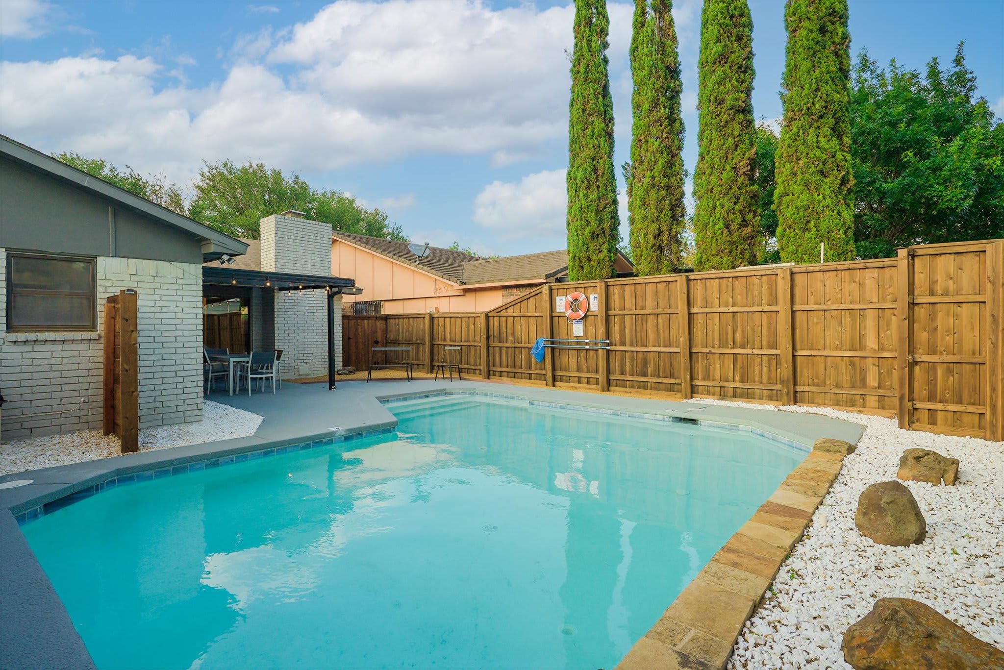 Property Image 1 - Spacious Bright and Modern Home with Pool