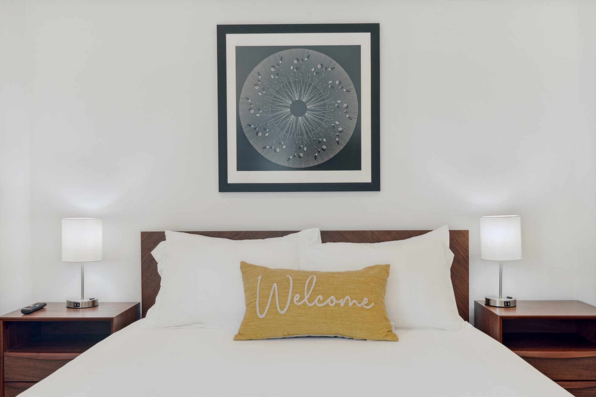 Eco-Friendly 1-bedroom Apartment - 80 Walkscore! Eco-Friendly 1-bedroom Apartment - 80 Walkscore!