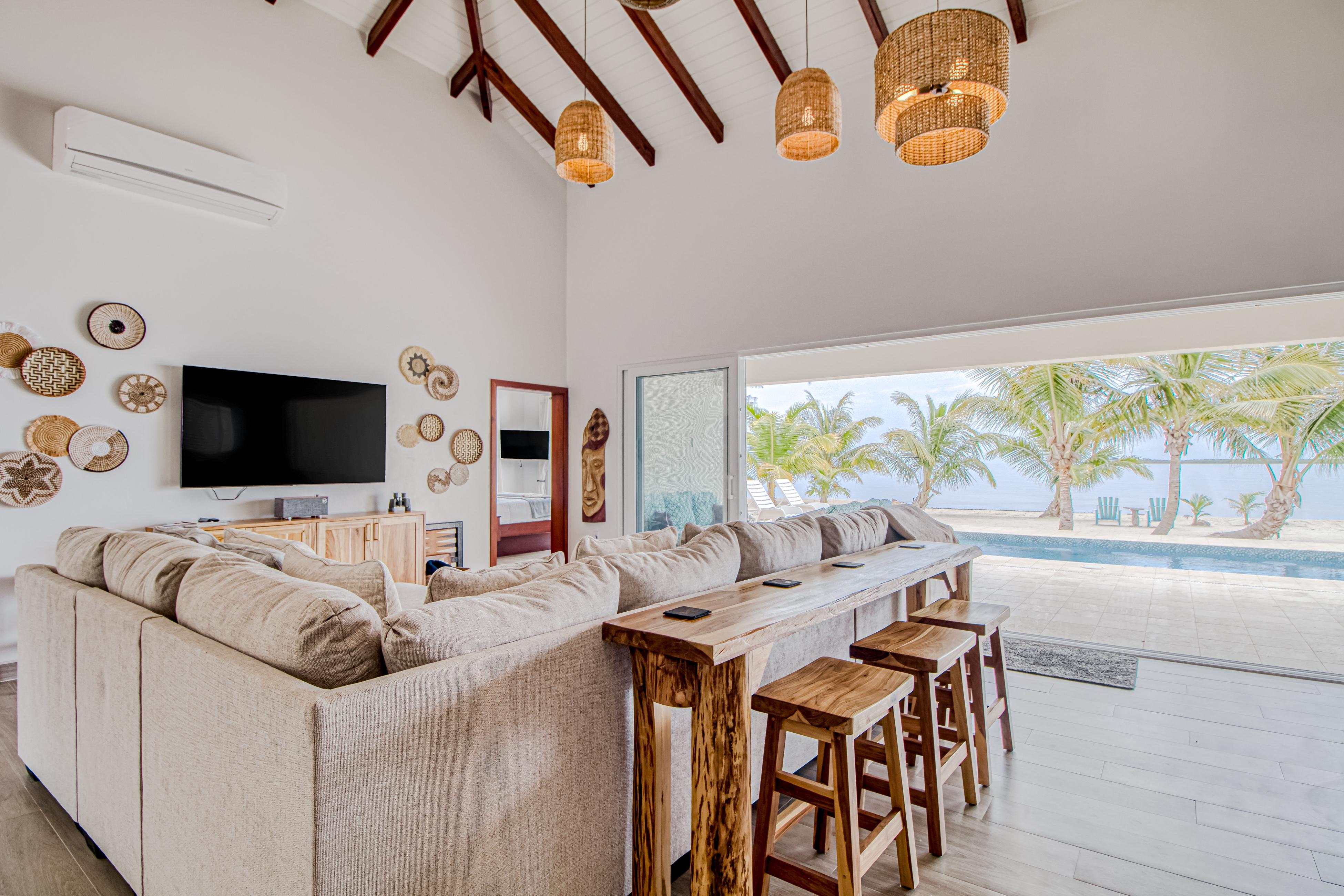 Property Image 2 - Tres Palmas Paradise