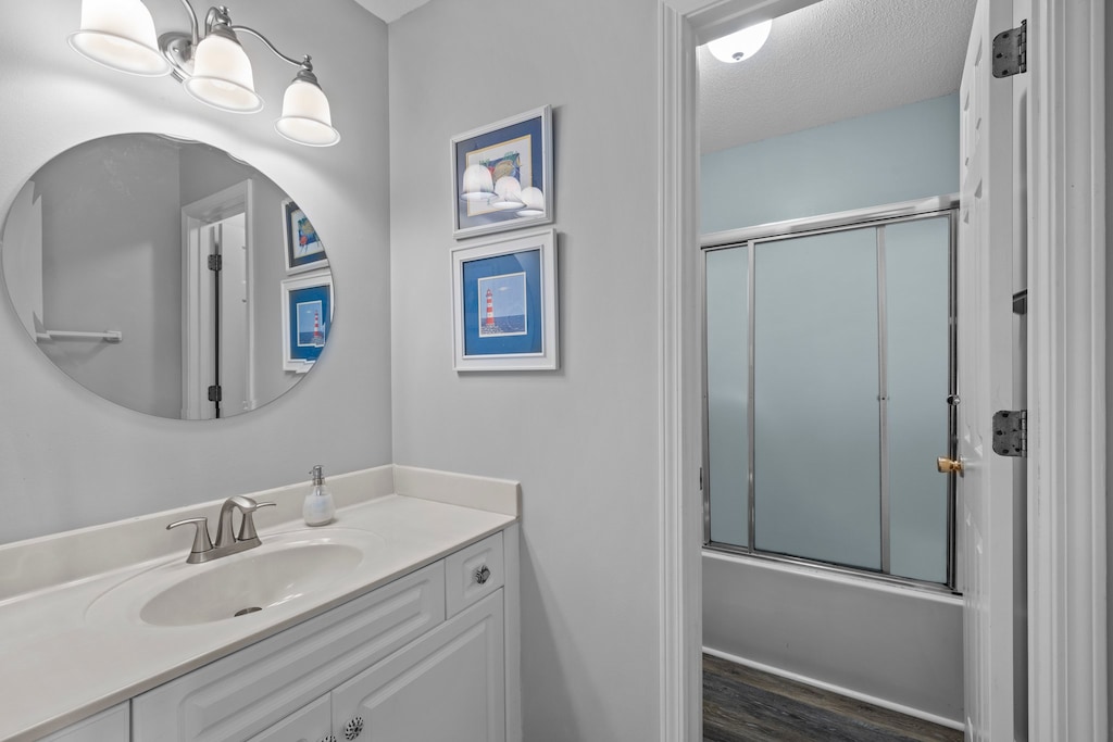 Top Floor Hallway Bathroom