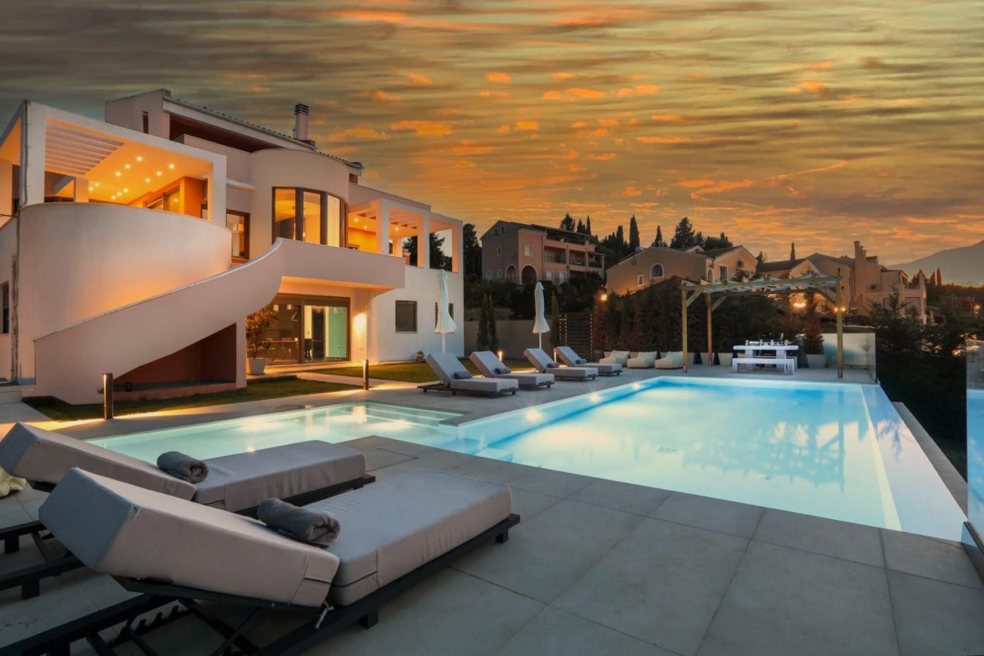 Property Image 2 - Casa Grande Private Villa with Pool Property Image 2 - Casa Grande Private Villa with Pool