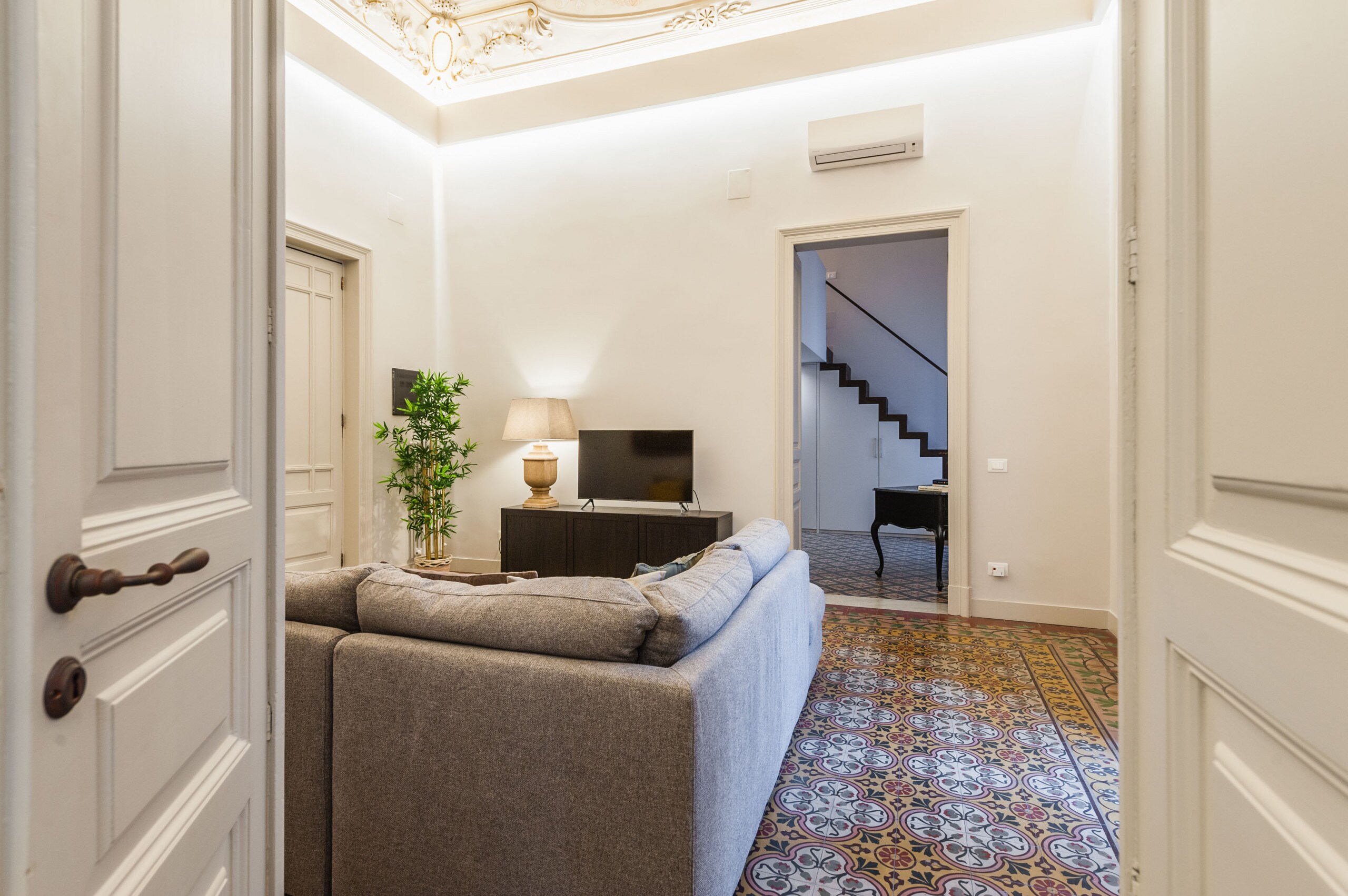 Property Image 2 - Cozy and elegant apartment on two levels near Villa Bellini