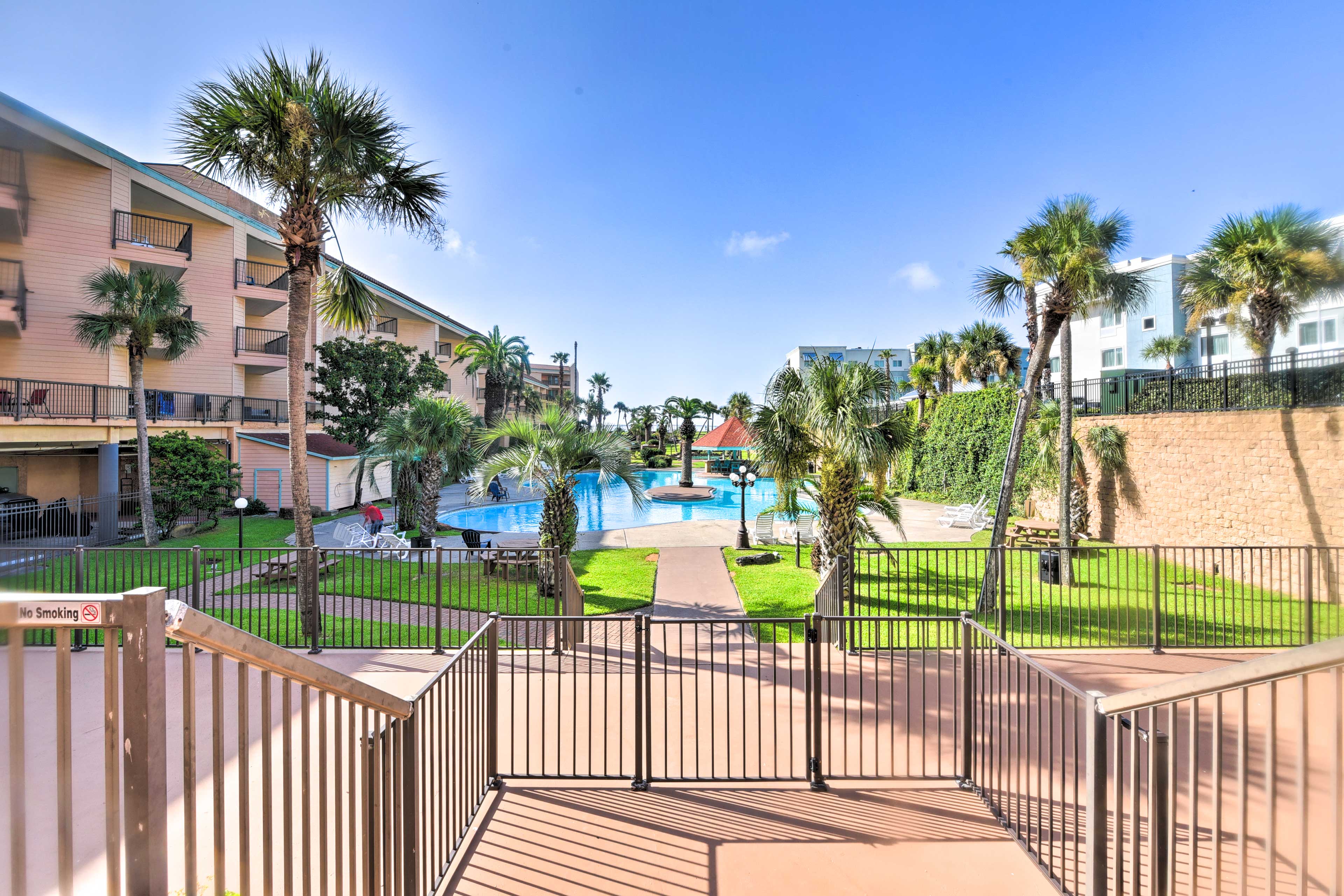 Property Image 2 - Modern Galveston Condo: Pool View + Walk to Beach!