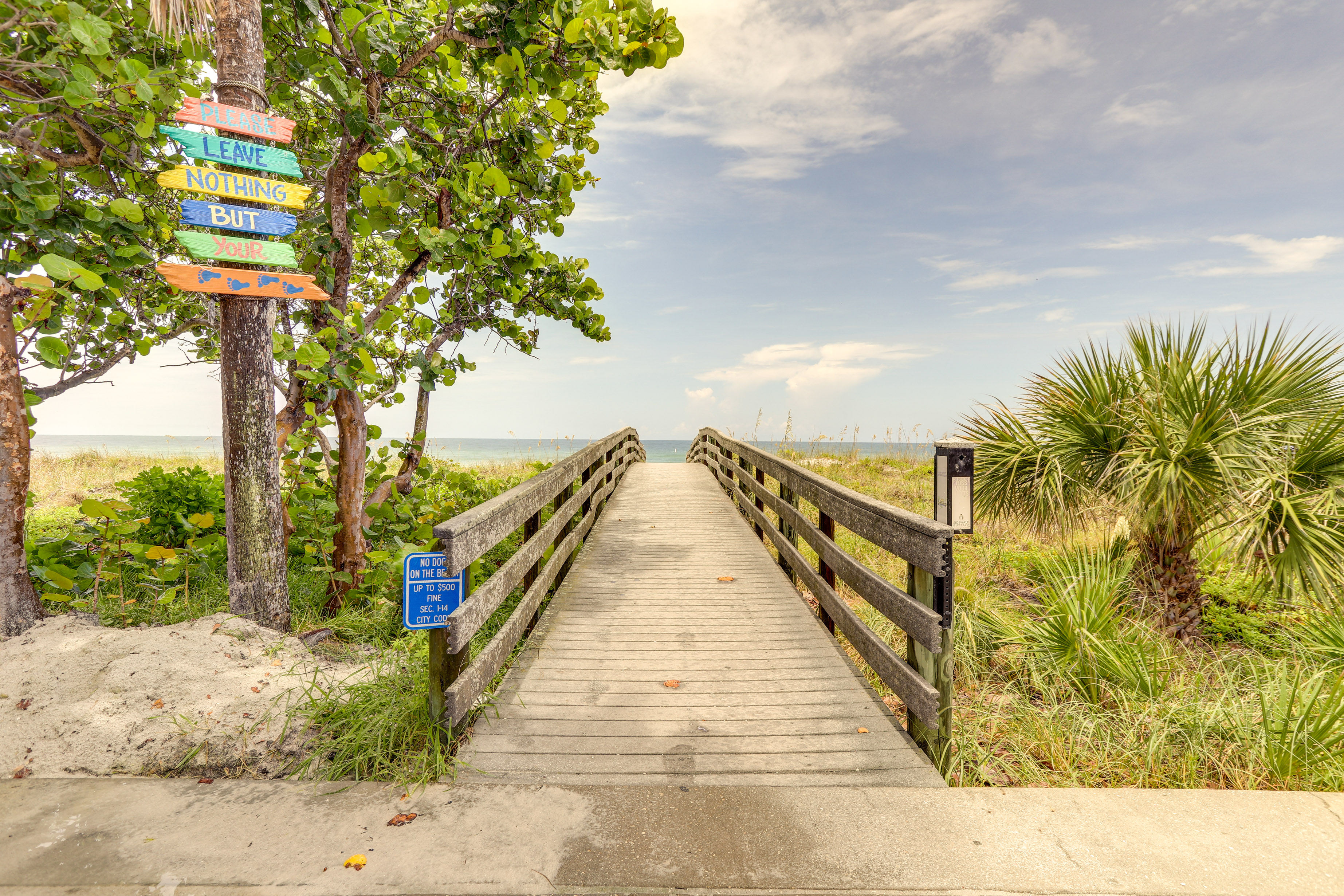 Property Image 2 - Indian Rocks ’Lizard Lair’ 350 ft from the Beach!