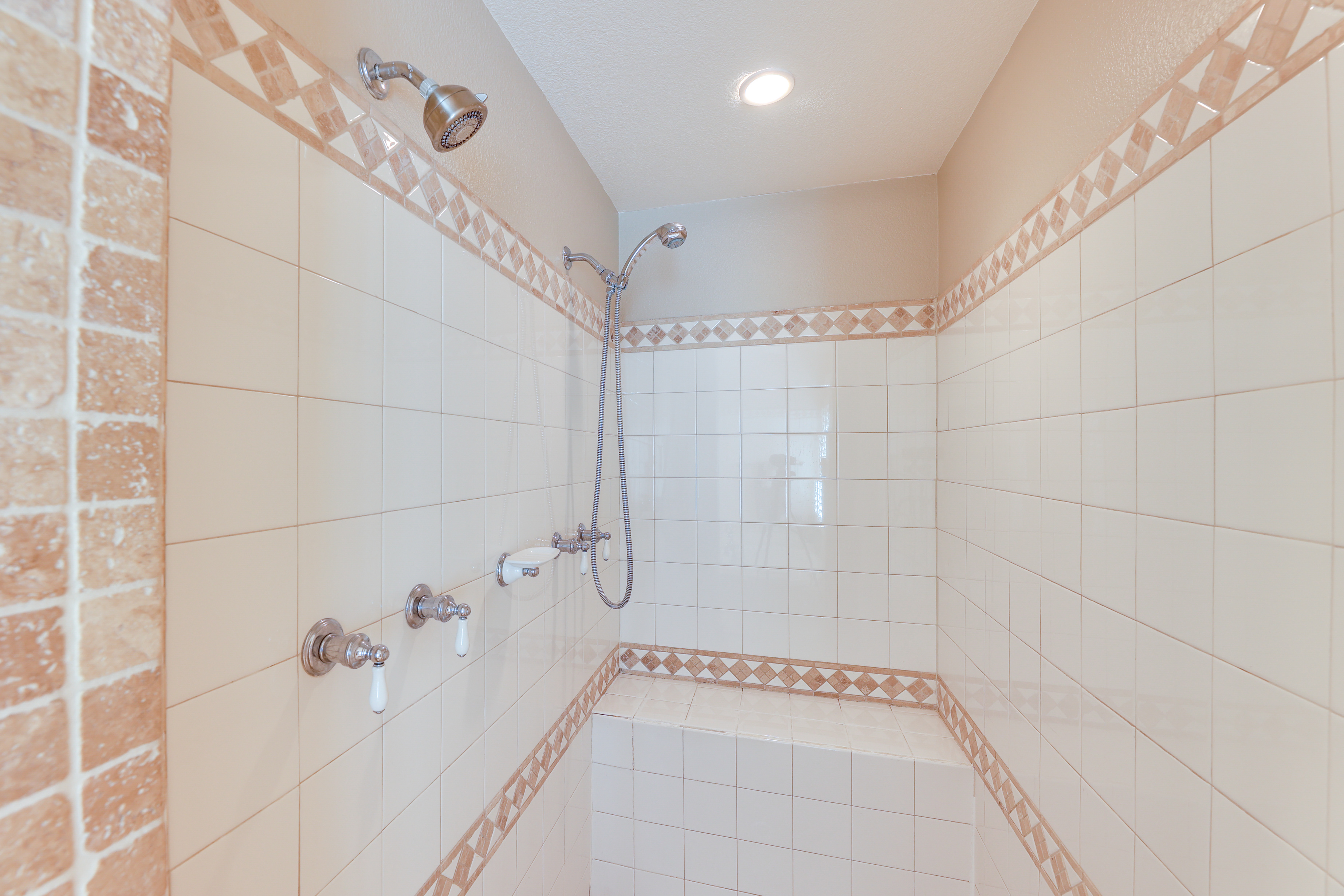 Pool, Hot Tub & Patio: Mesa Oasis Desert Getaway