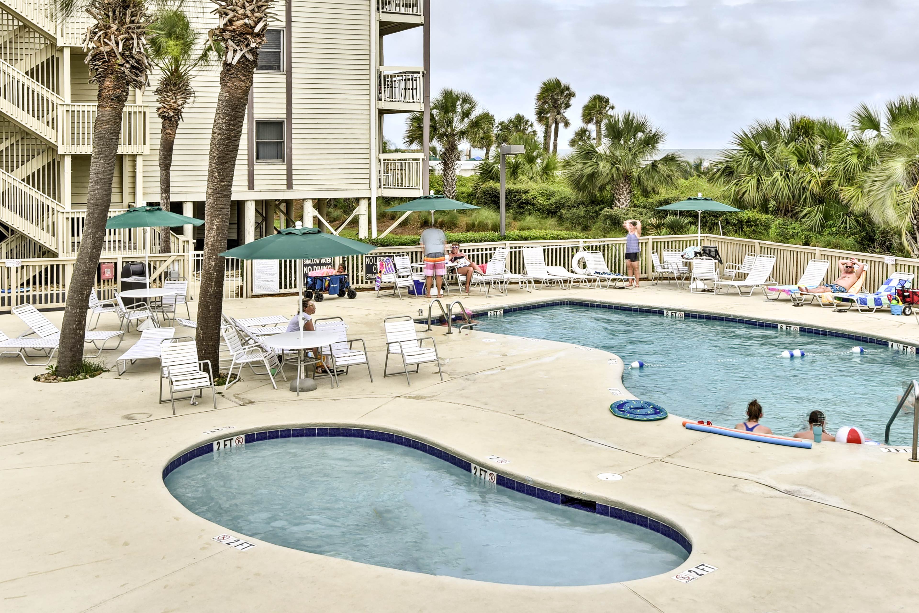 Property Image 1 - Hilton Head Condo w/ Pool Access - Steps to Beach!