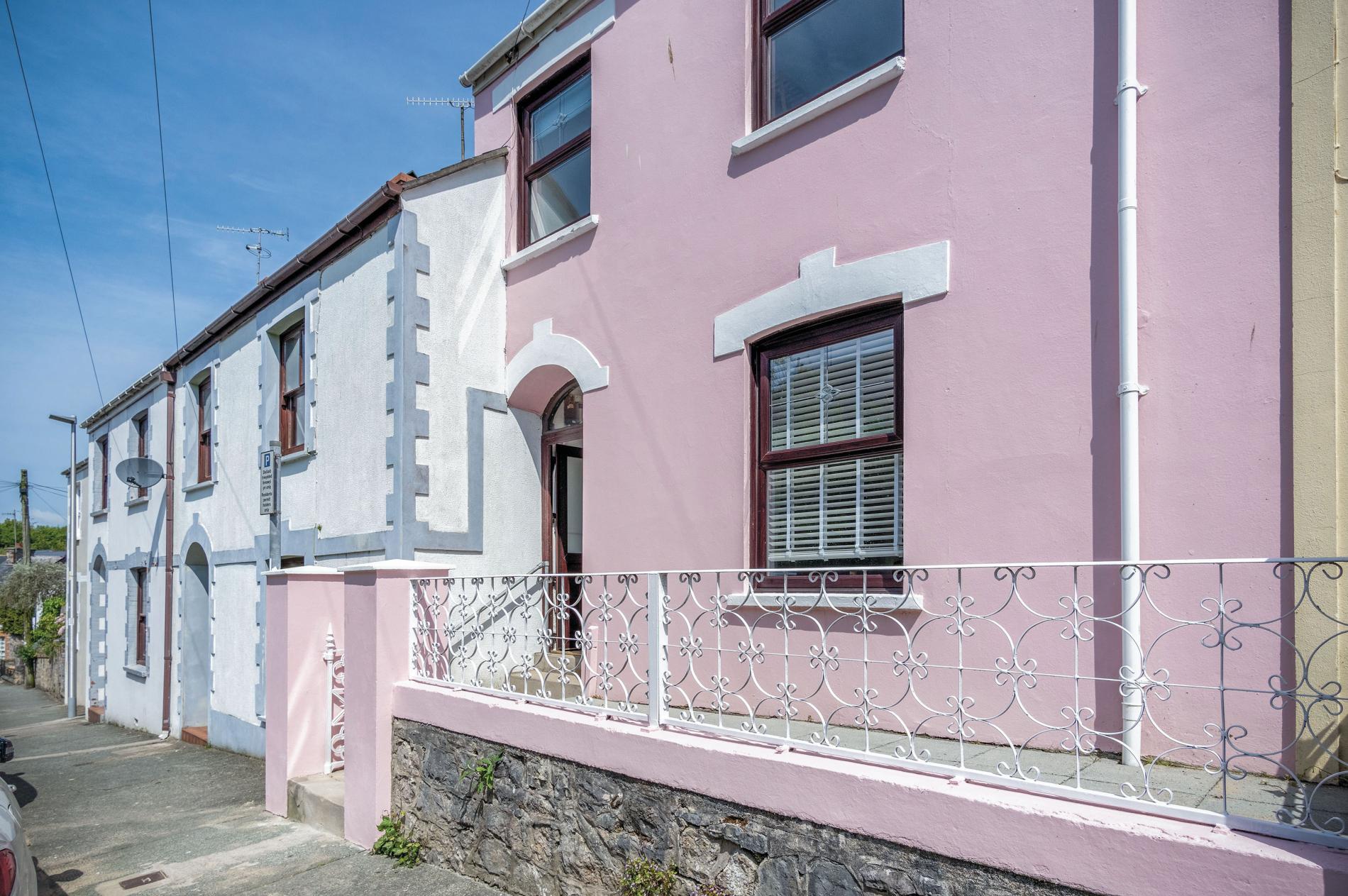 Property Image 1 - Canol Y Bryn - 3 Bedroom Holiday Home - Tenby