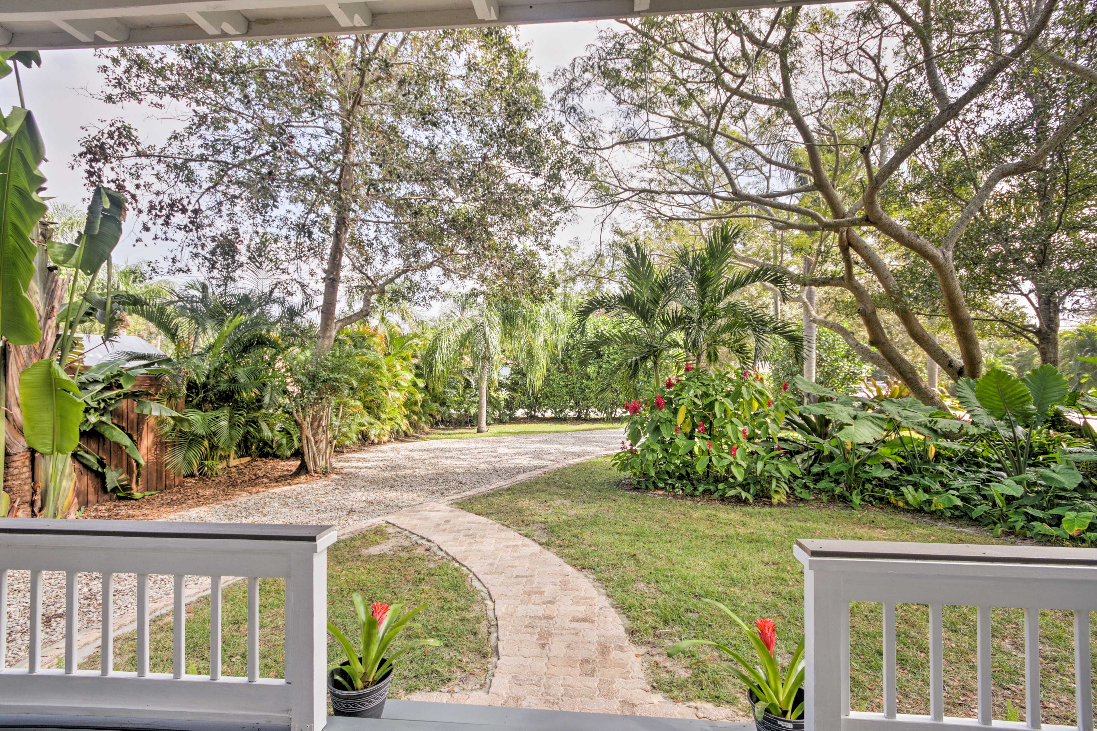 Chic Sarasota Cottage: Near Beaches & Downtown!