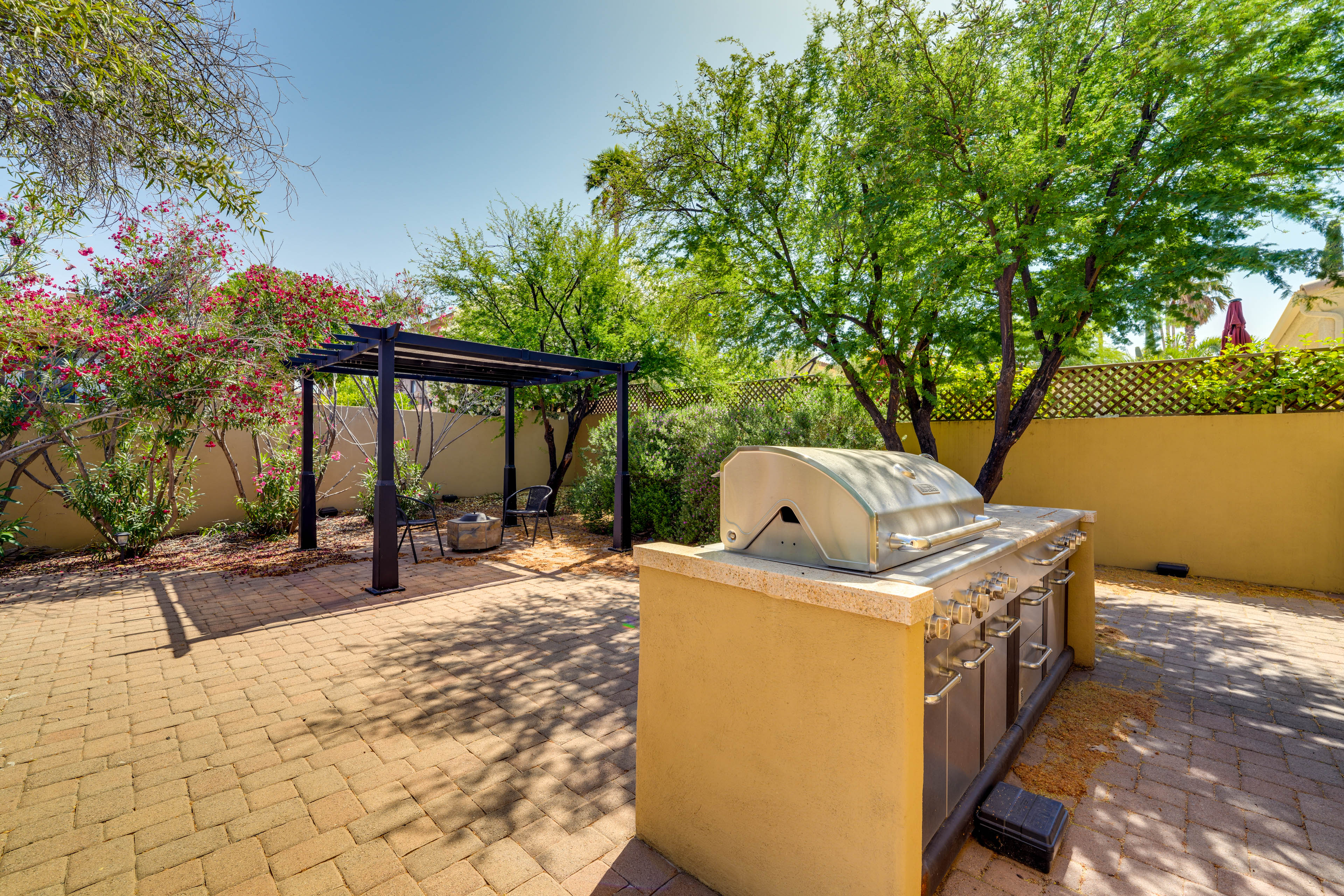 Property Image 2 - Fountain Hills Vacation Rental w/ Outdoor Kitchen!