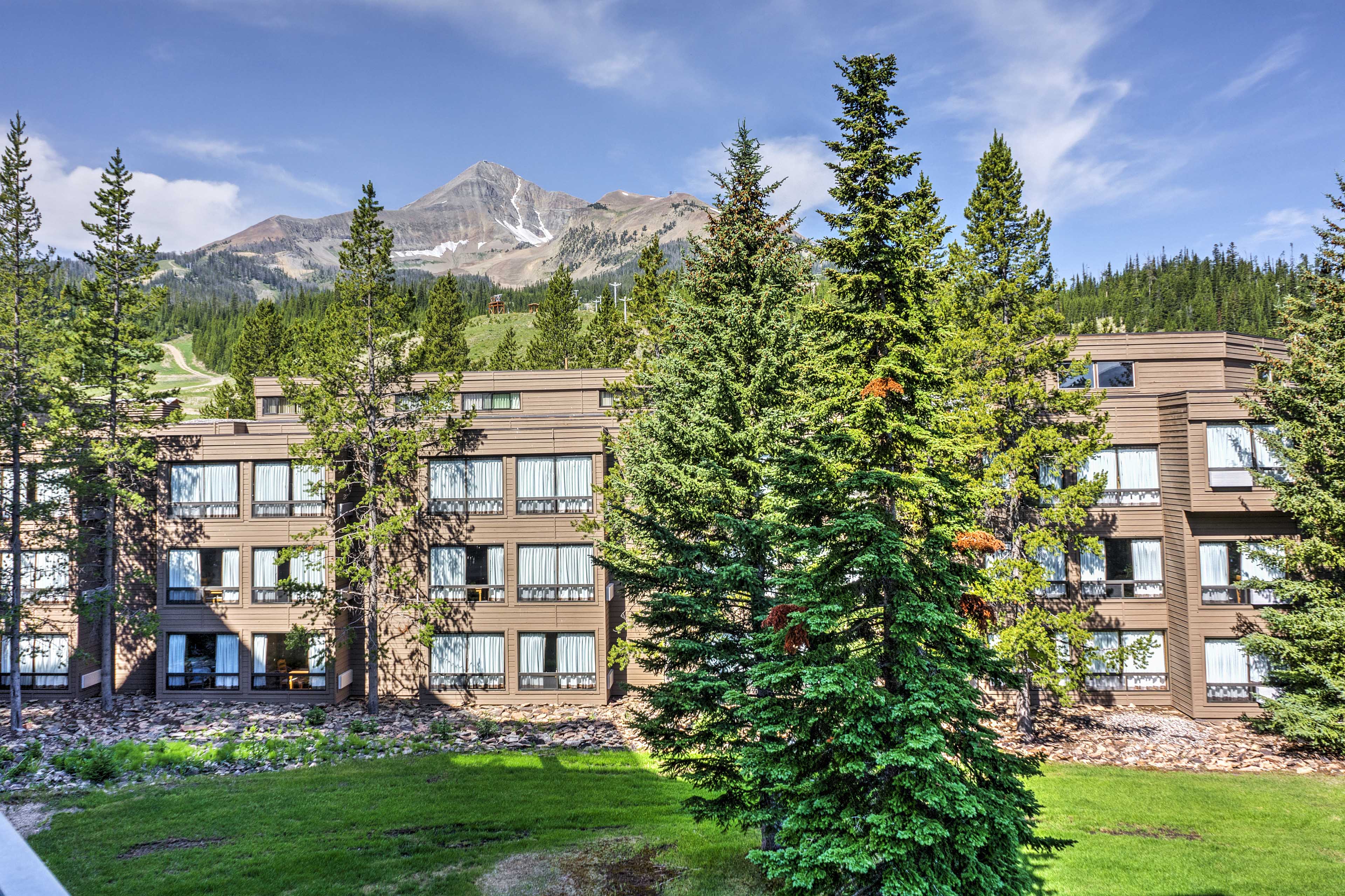 Property Image 2 - ’Shoshone’ Condo w/ Mtn Views - Hike, Ski, Fish