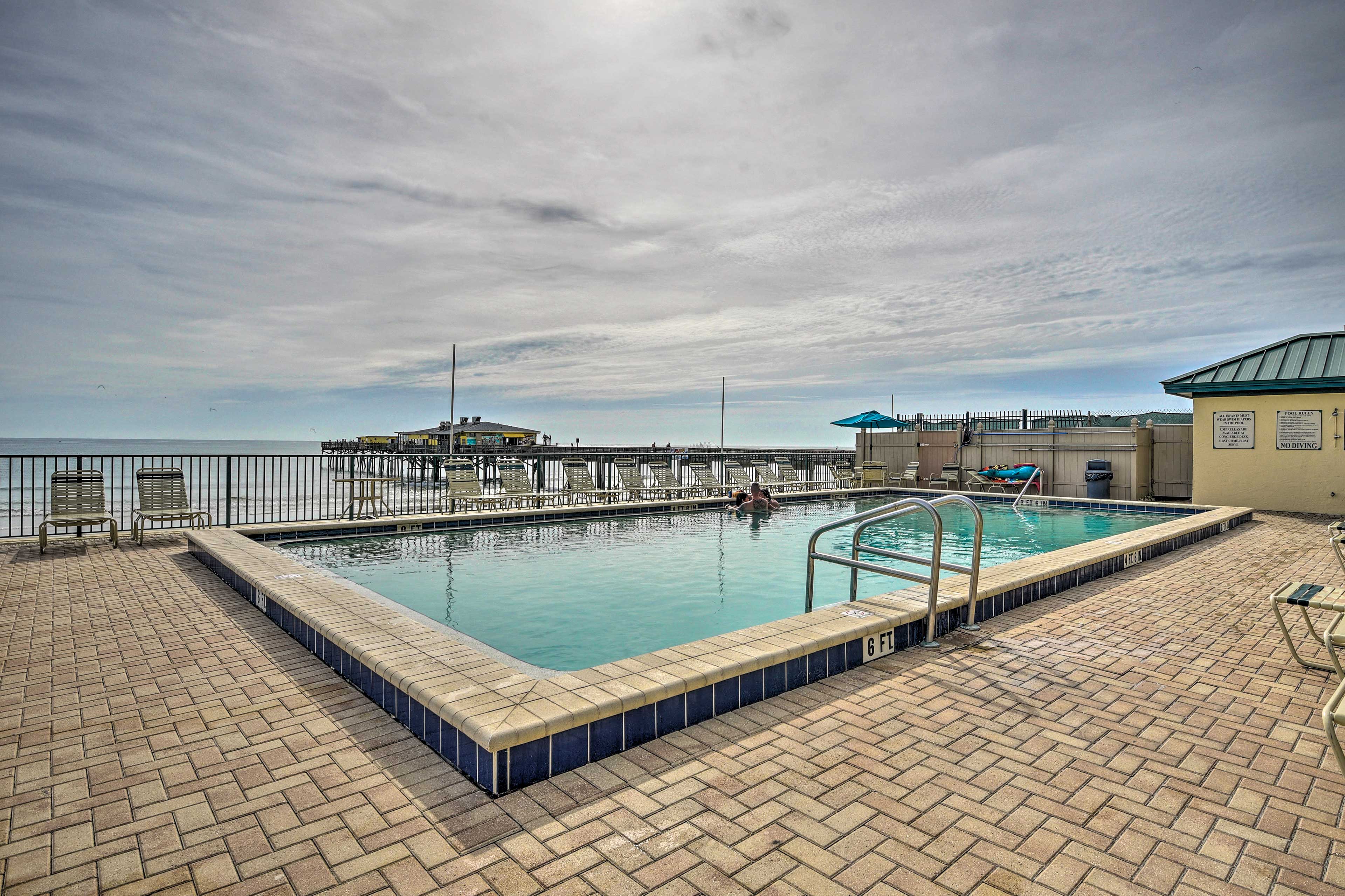 Ocean-View Condo w/ Balcony on Daytona Beach!