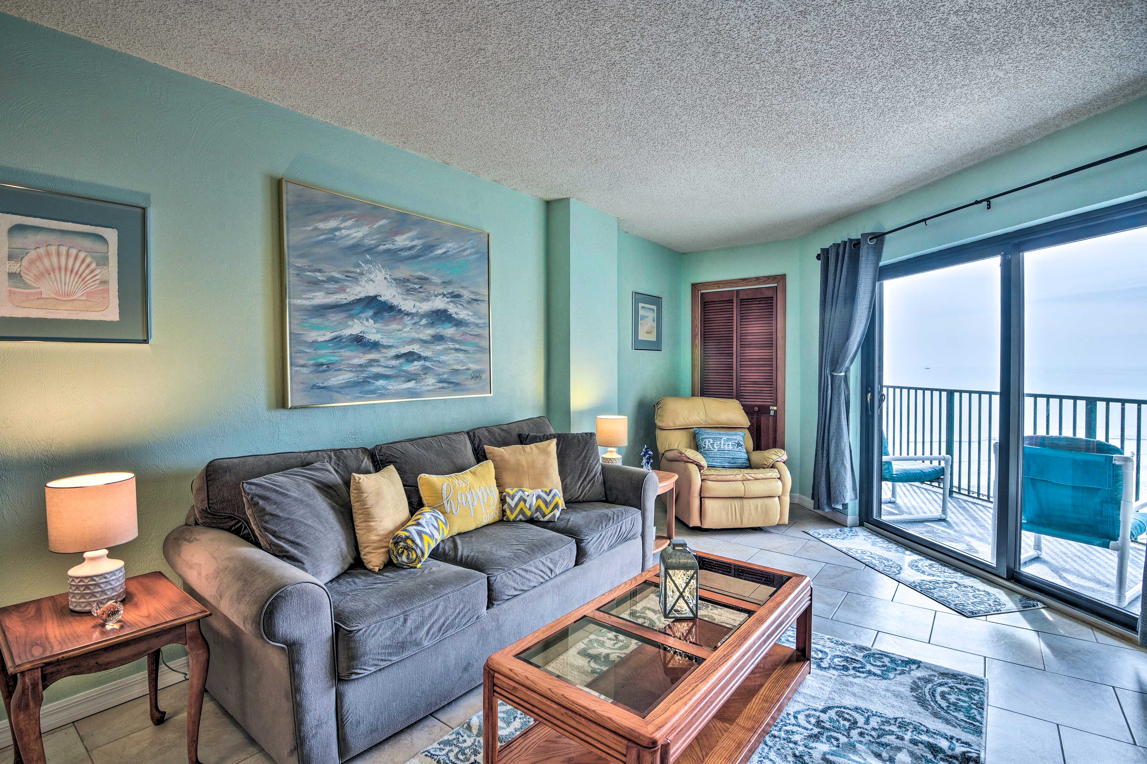 Property Image 1 - Ocean-View Condo w/ Balcony on Daytona Beach!
