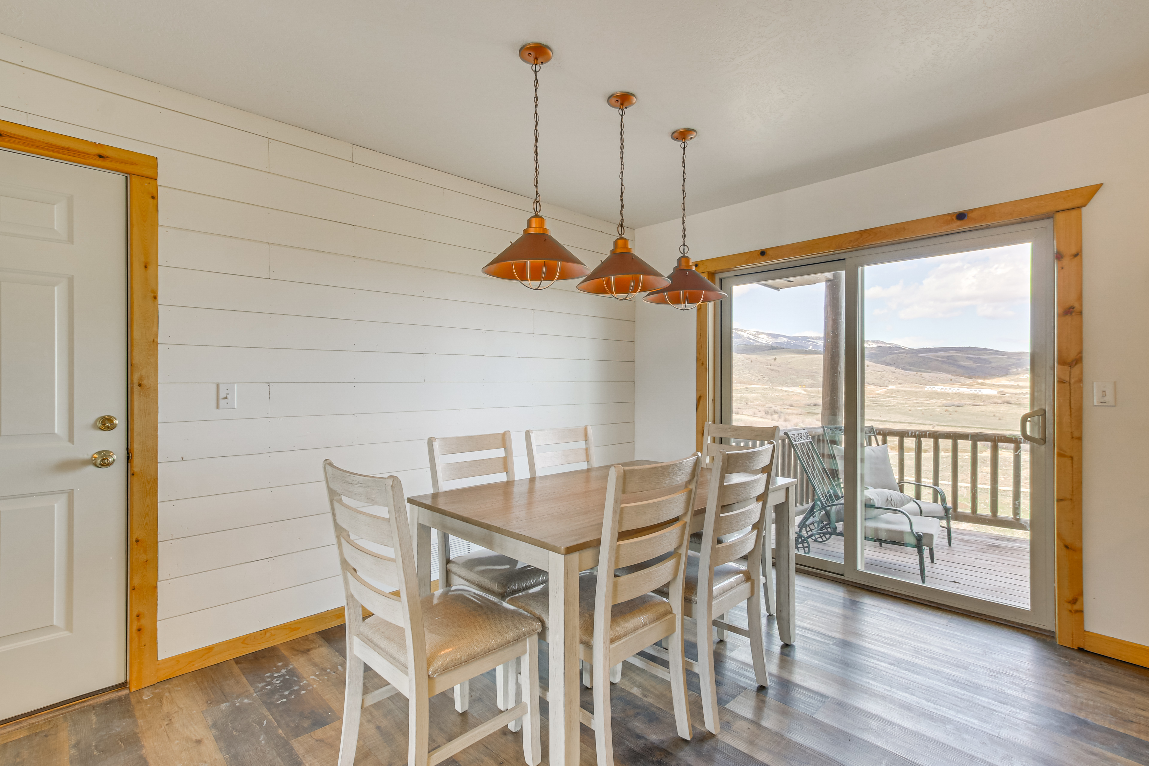 14 Mi to Beaver Mountain Ski Area: Group Getaway!