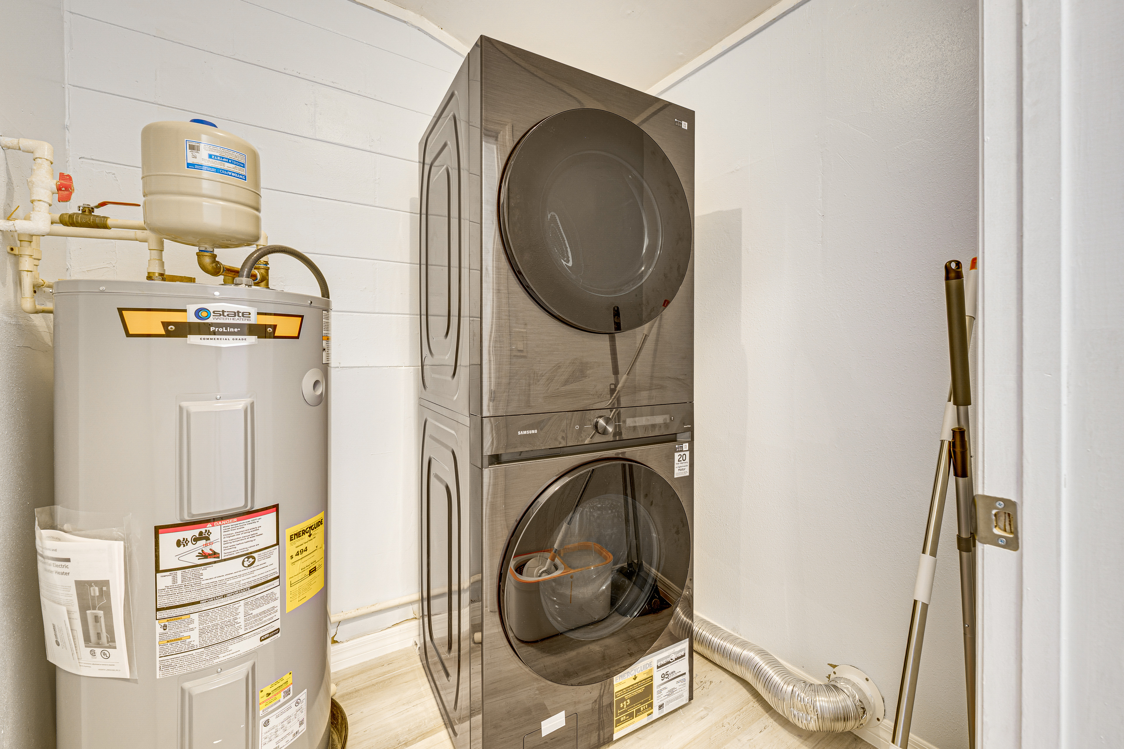 < 2 Mi to Beach & Marina: Bright Ruskin Retreat!