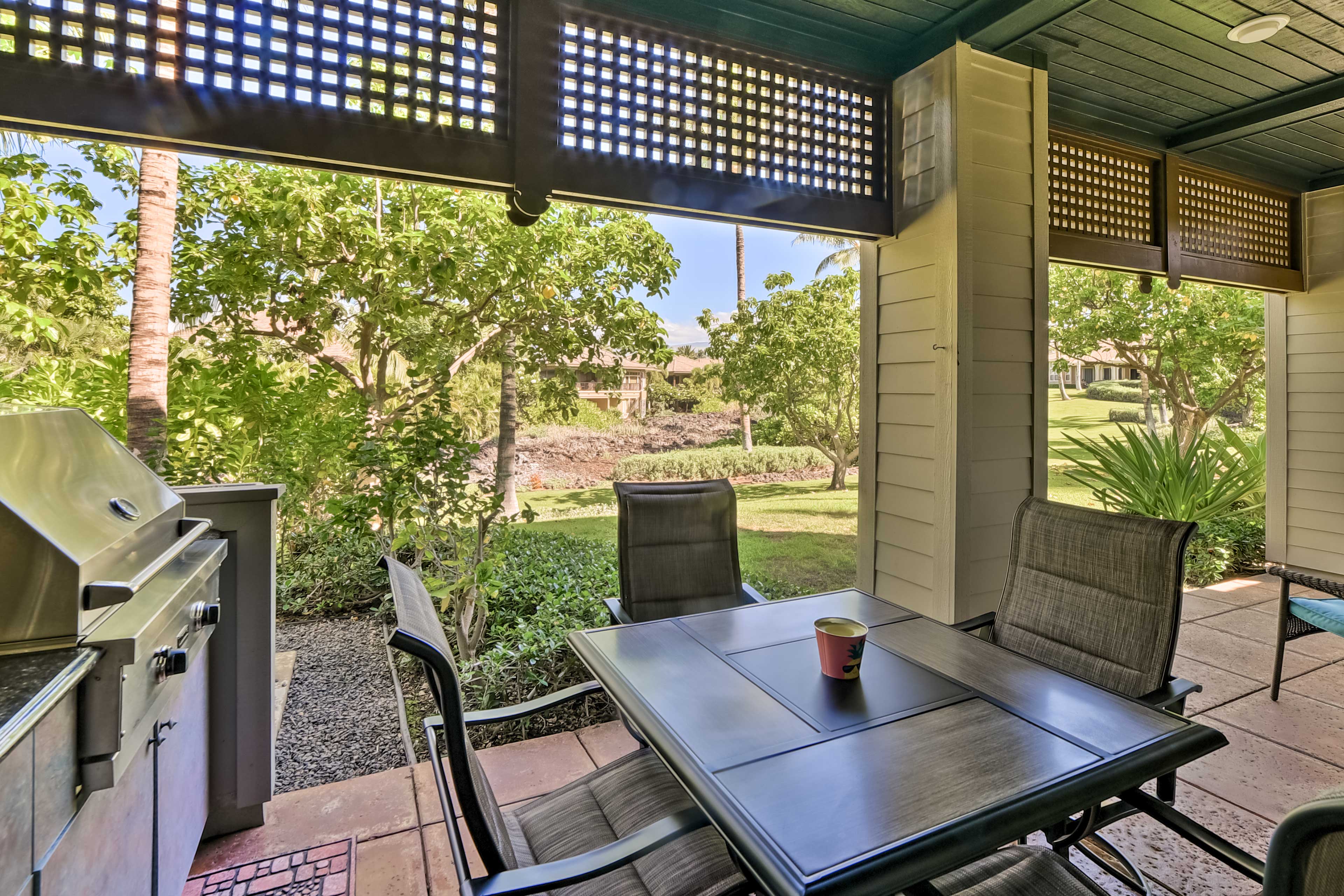Property Image 1 - Kona Coast Condo w/ Lanai & Outdoor Kitchen!