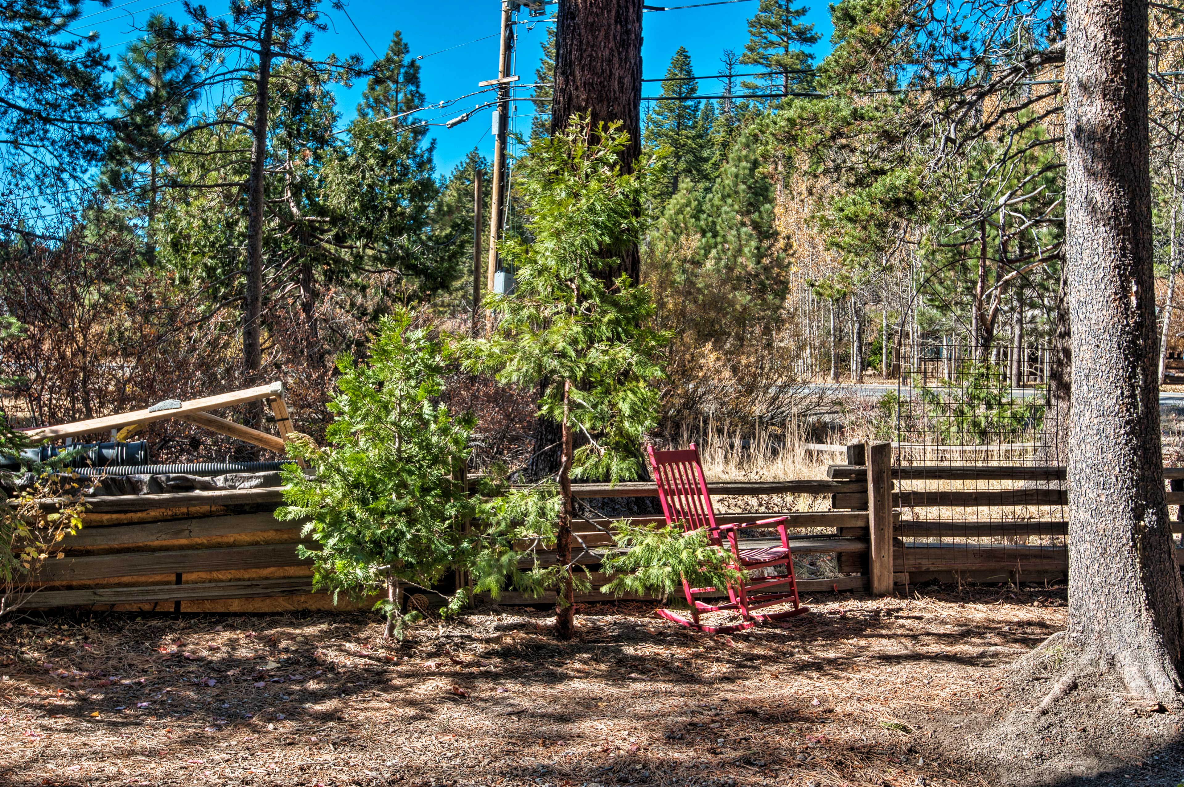 Modern Lakeside Cabin: Walk to Dock & Tahoe City