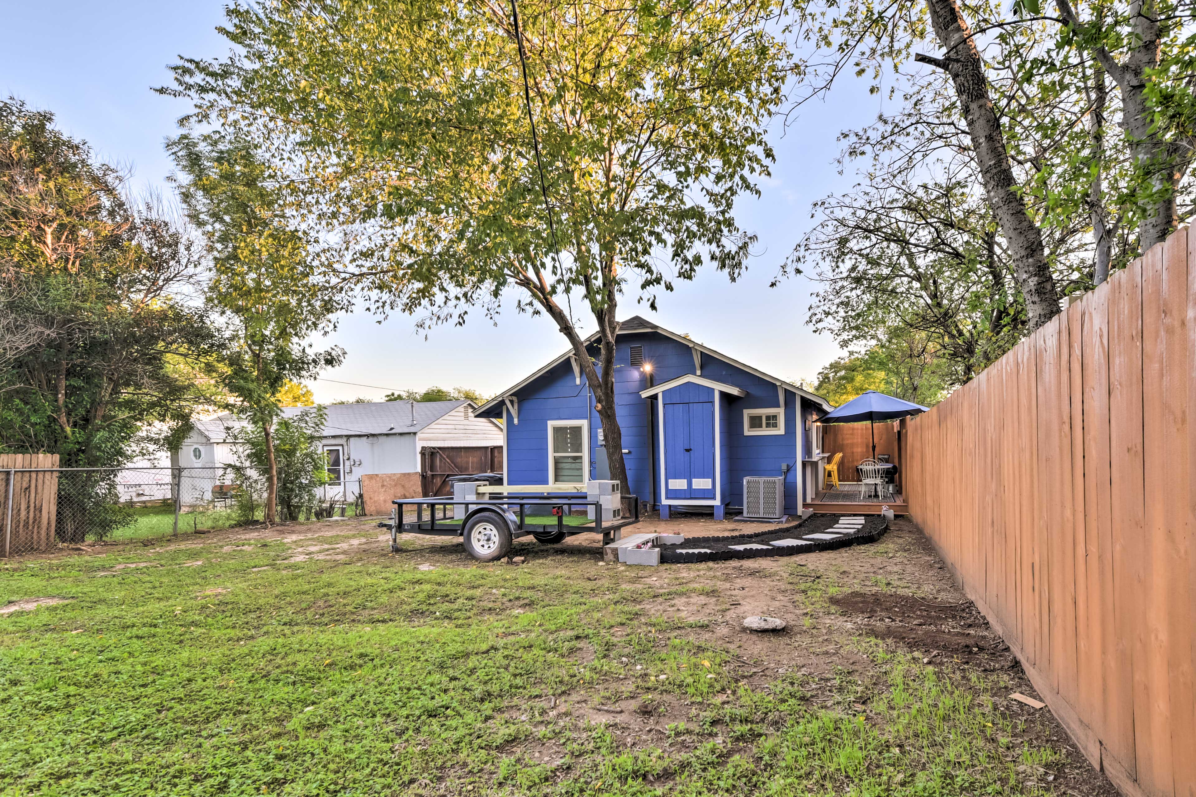 Lovely Historic Fort Worth Home w/ Deck