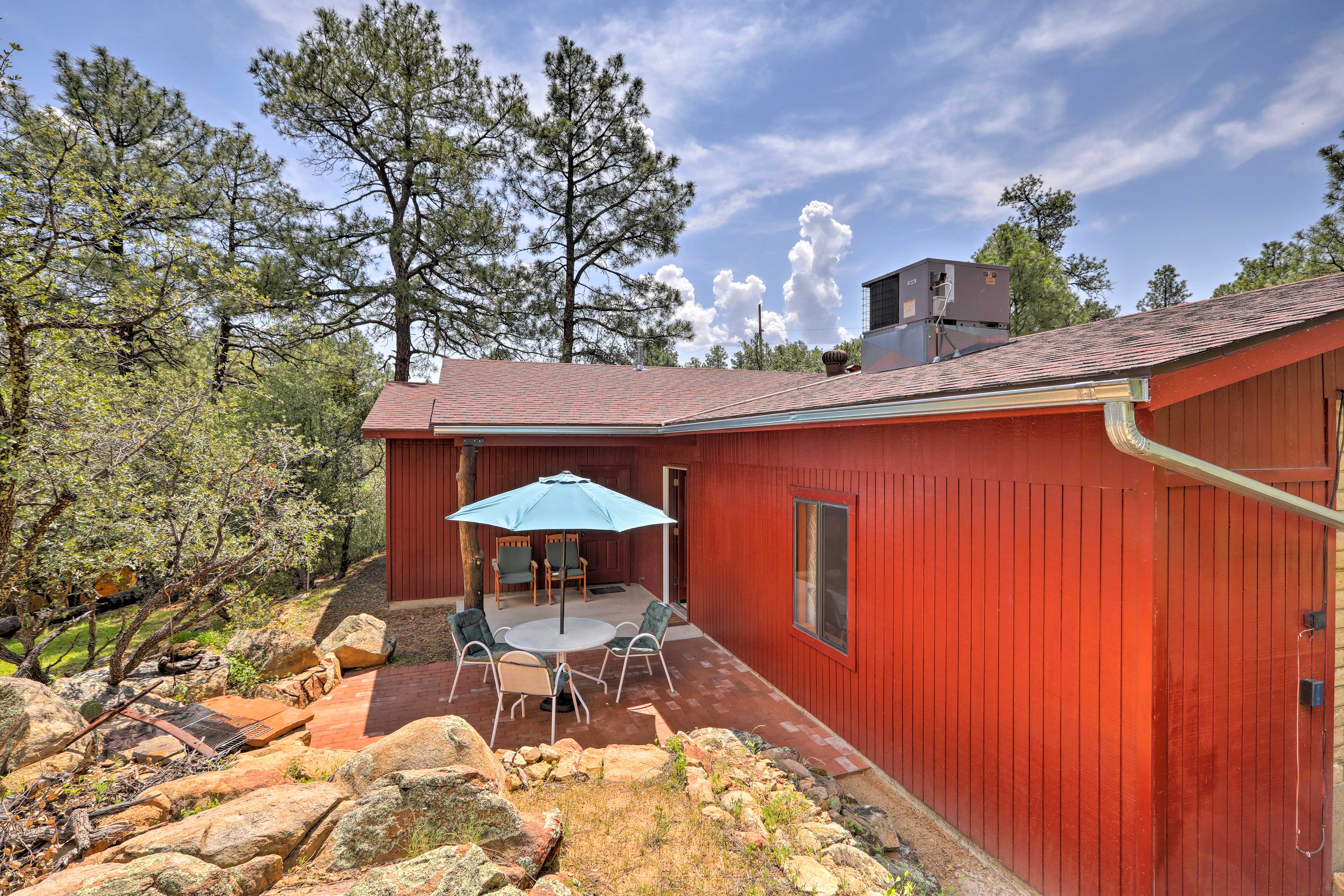 Property Image 2 - ’Forest Retreat’ - Quiet Prescott Cottage w/ Patio