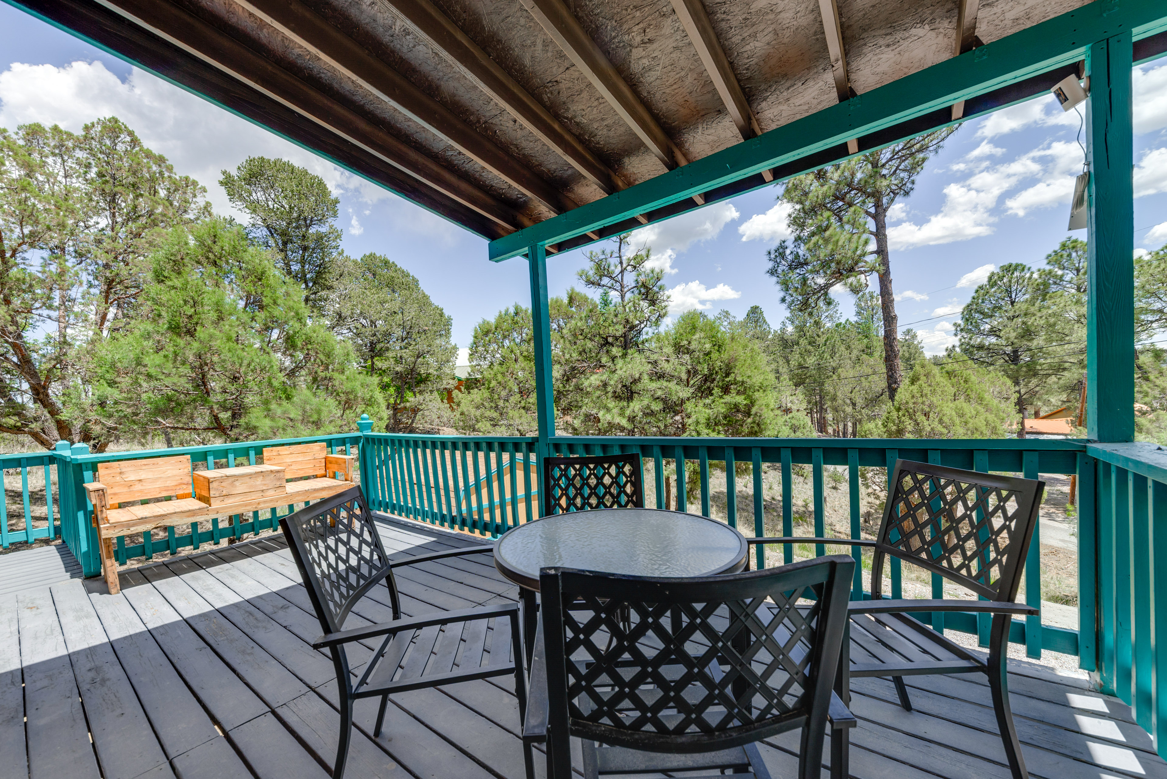 Property Image 1 - ’Majestic Pines’ Ruidoso Retreat w/ New Hot Tub!