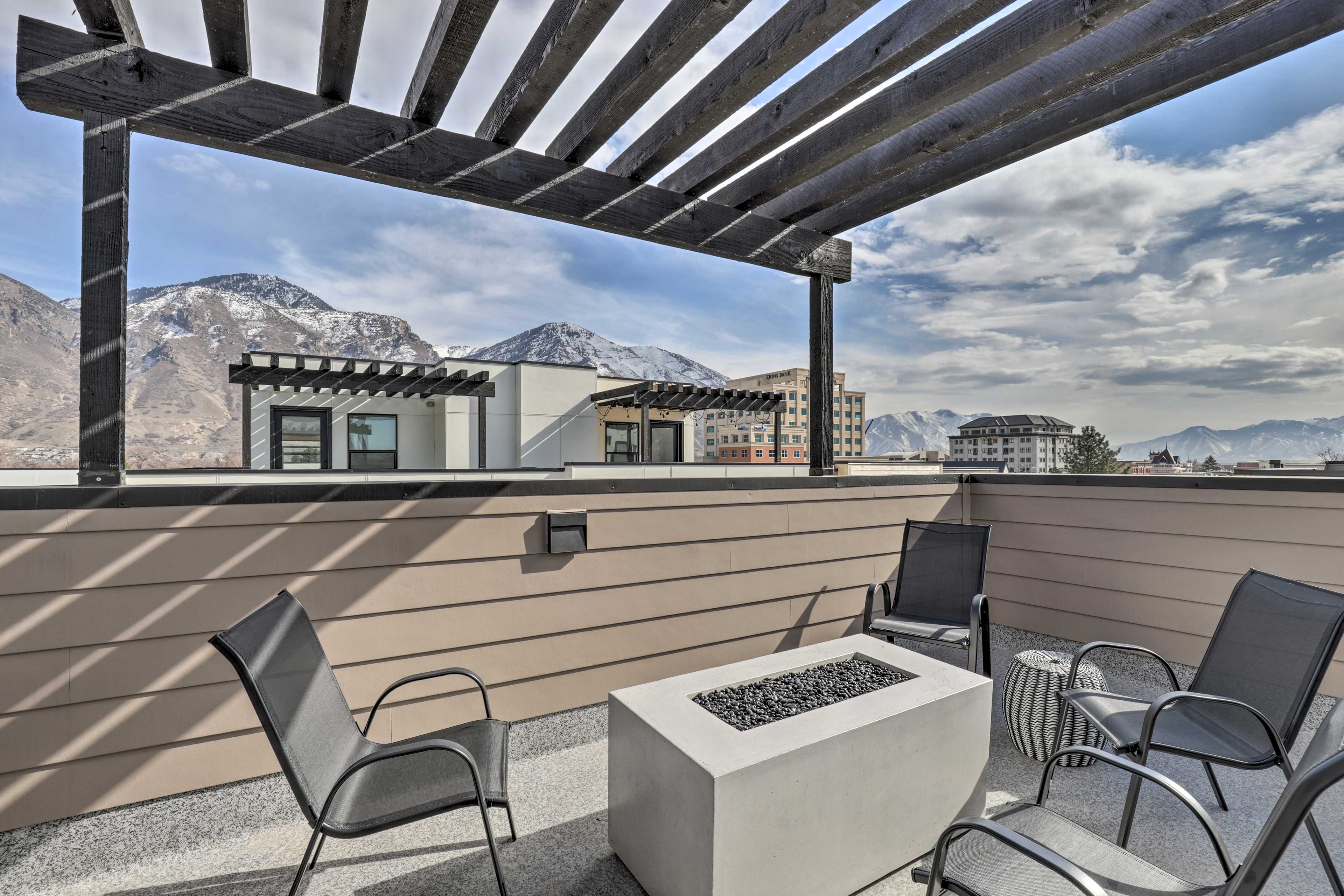 Property Image 1 - Chic & Sunny Provo Townhome w/ Rooftop Deck!
