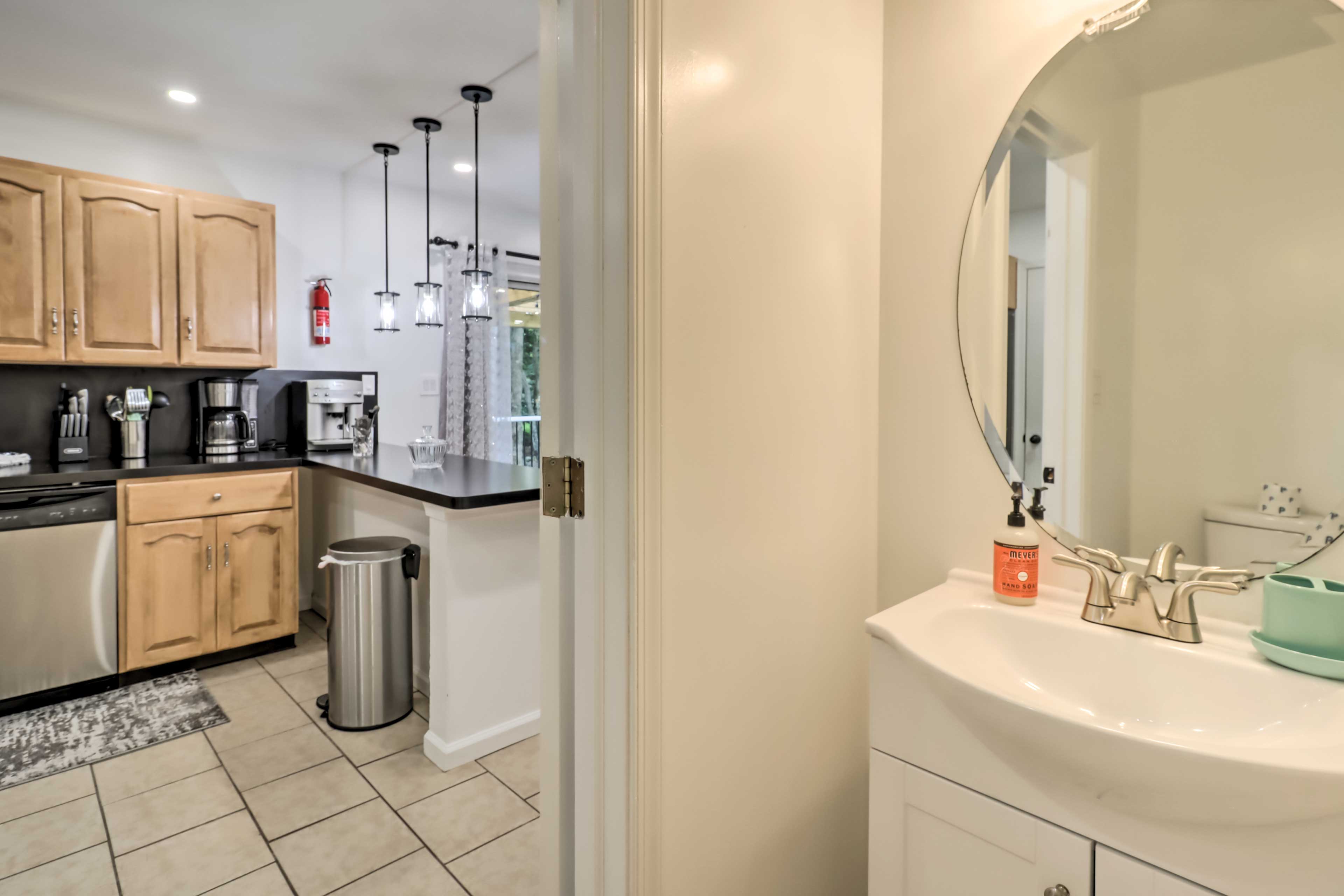 Game Room & Yard: Family Paradise in Pocono Summit