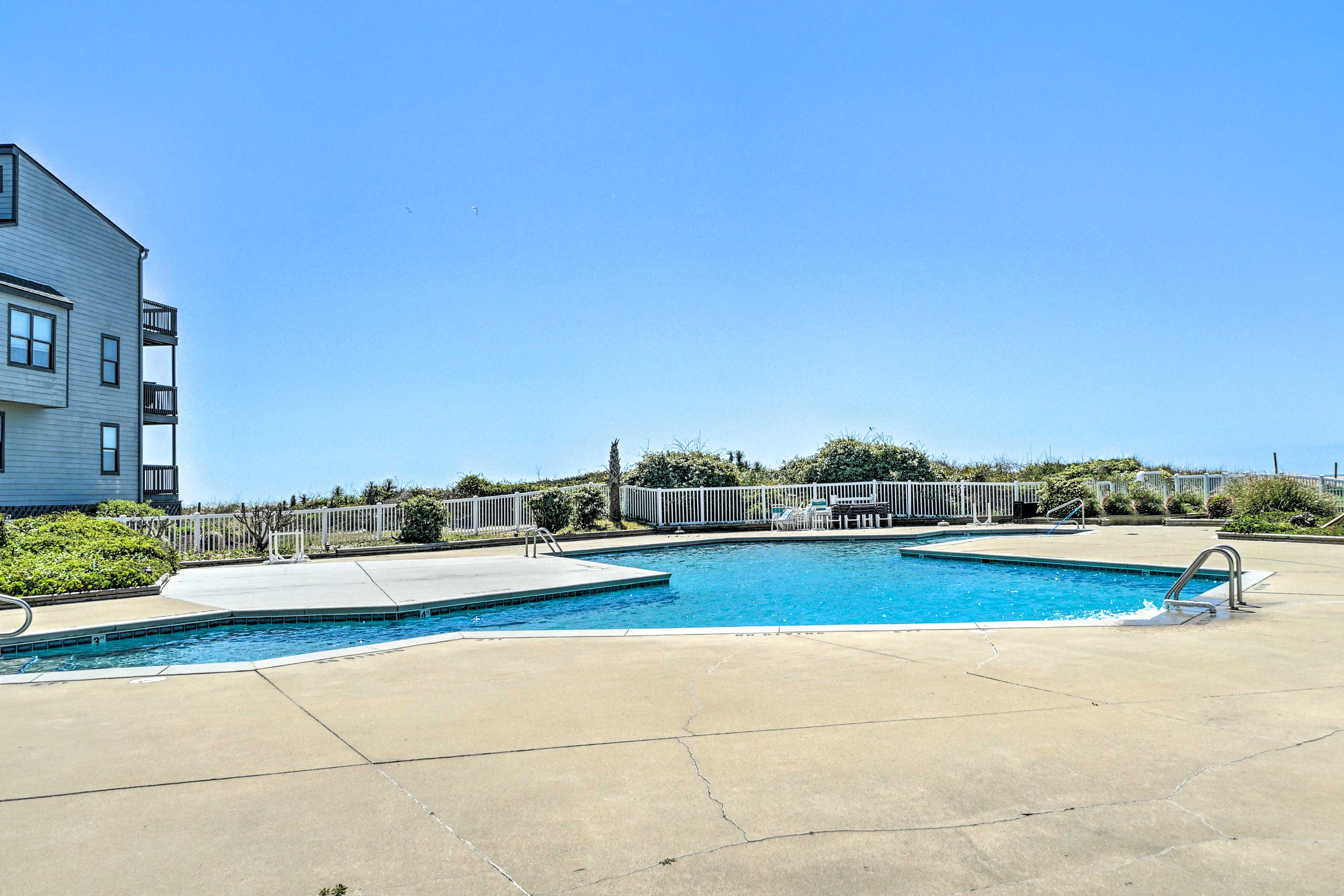 N Topsail Beach Oceanfront Condo w/ Pool!